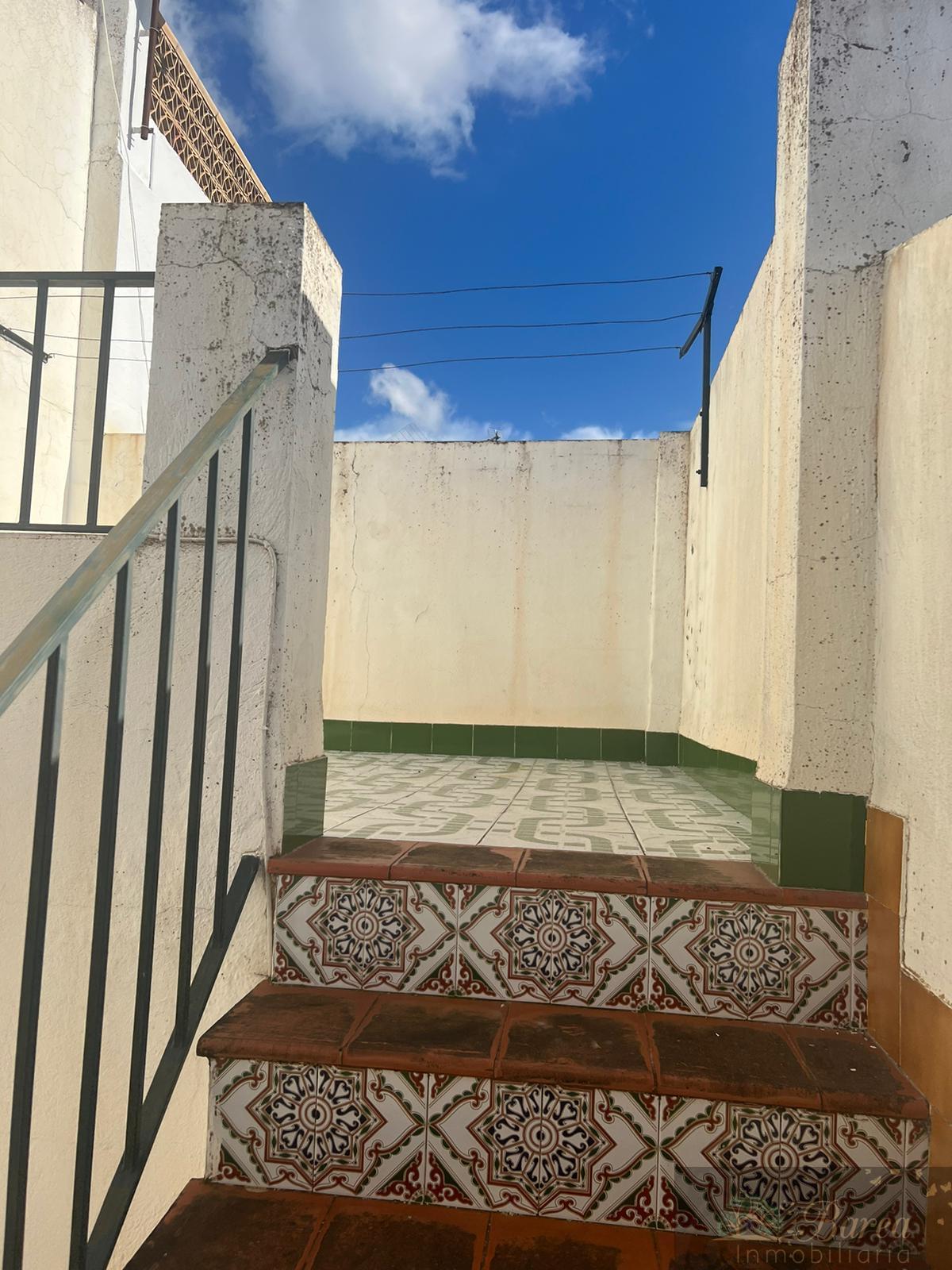 For sale of house in Rute