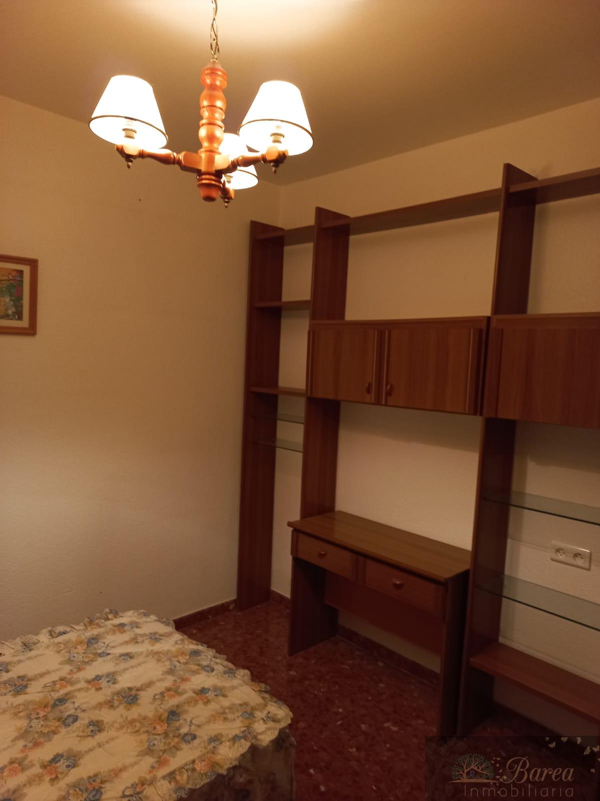 De vânzare din duplex în Rute