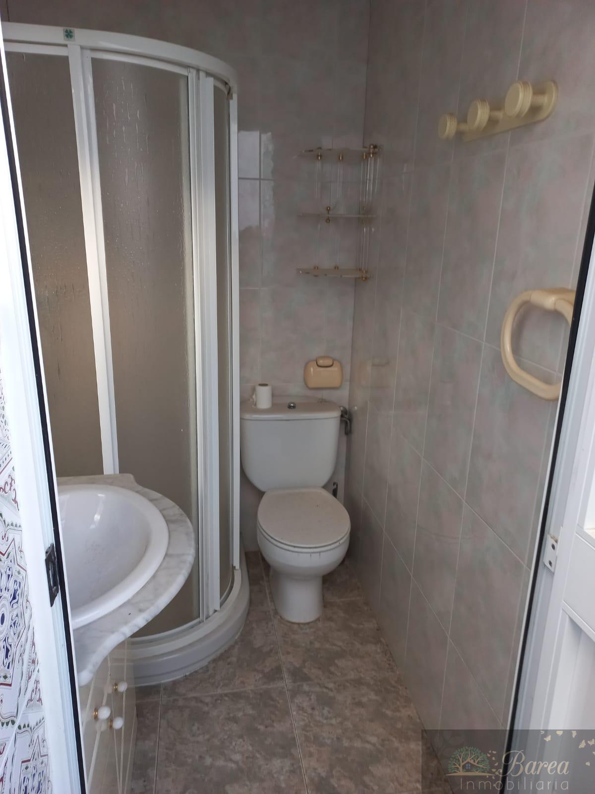 De vânzare din duplex în Rute
