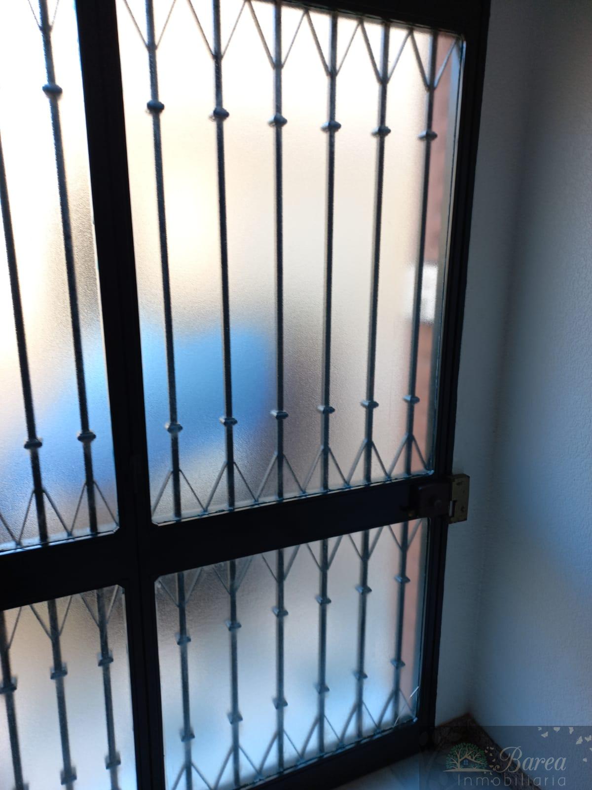 De vânzare din duplex în Rute