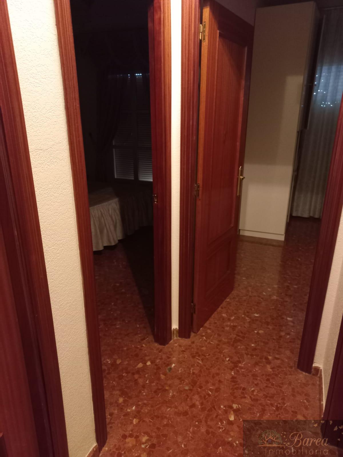 De vânzare din duplex în Rute
