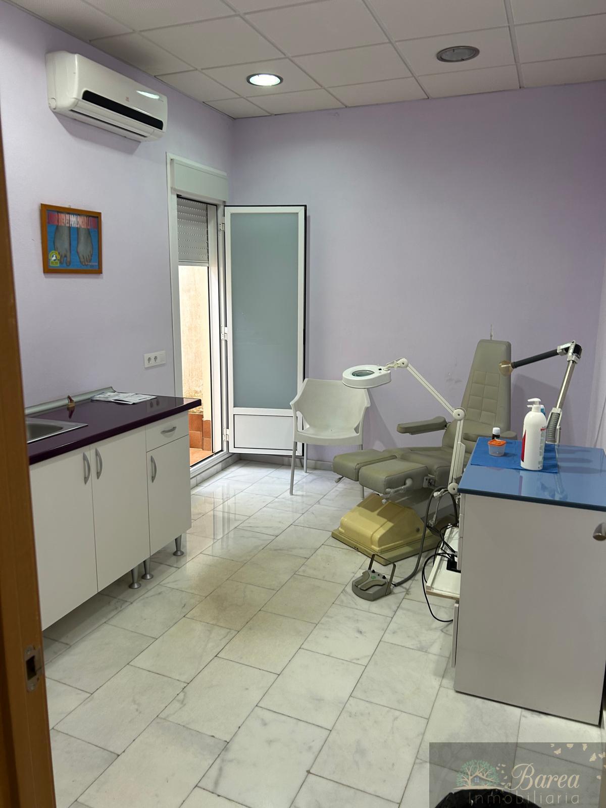 Venta de local en Cuevas de San Marcos