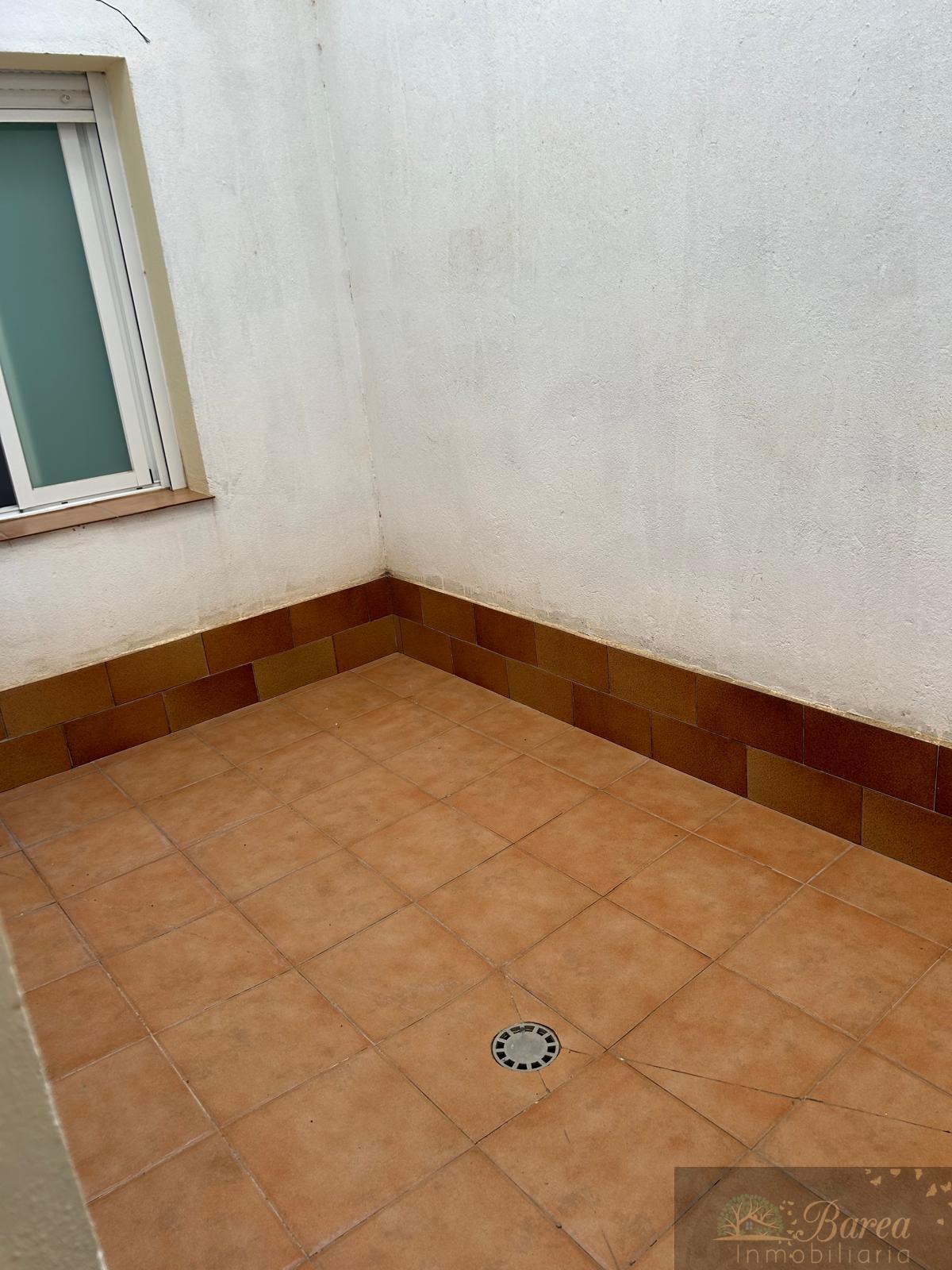 Venta de local en Cuevas de San Marcos