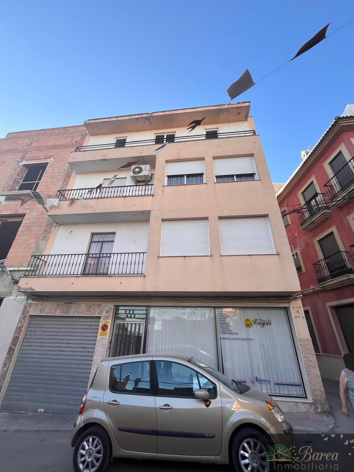 Venta de edificio en Rute