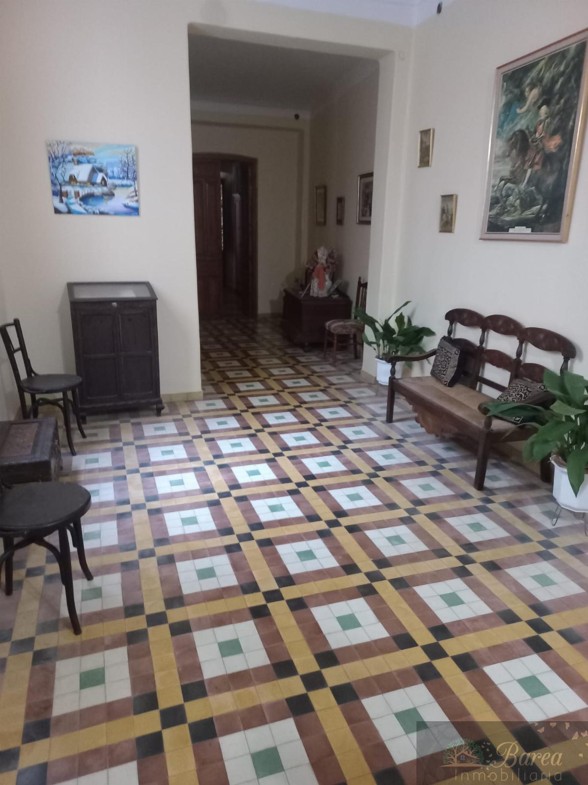 For sale of house in Rute