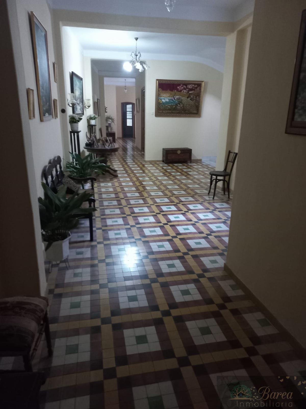 For sale of house in Rute