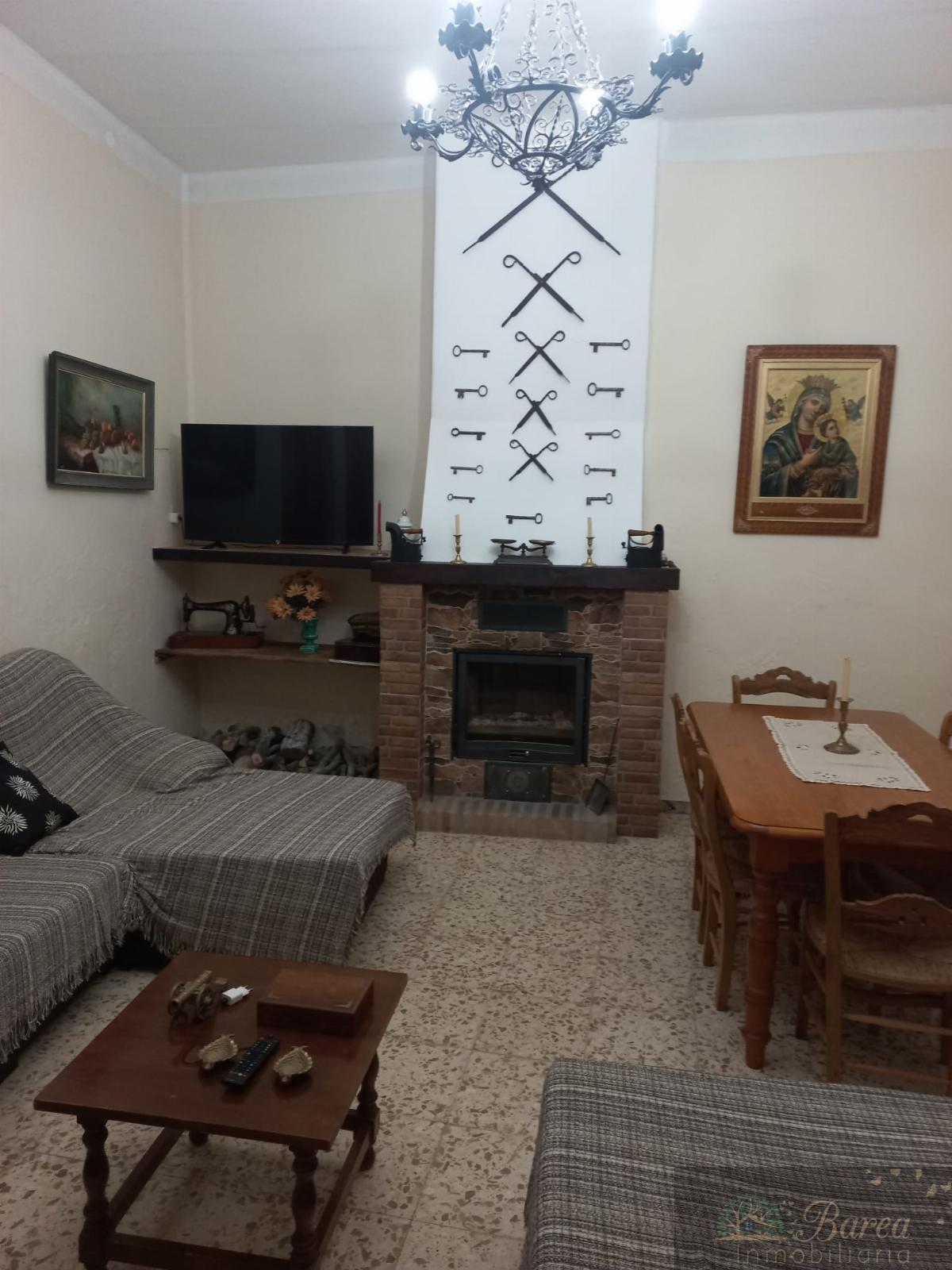 For sale of house in Rute