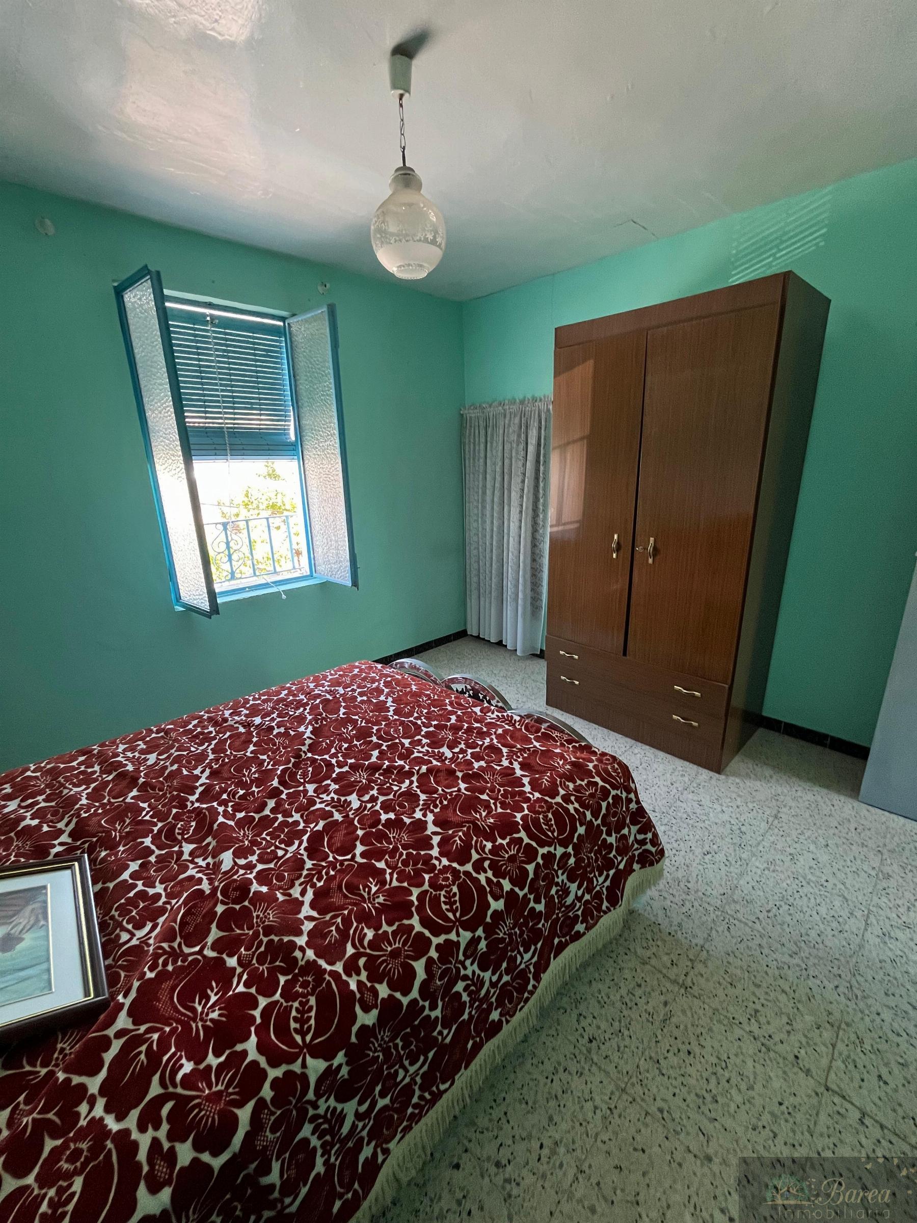 Venta de casa en Rute