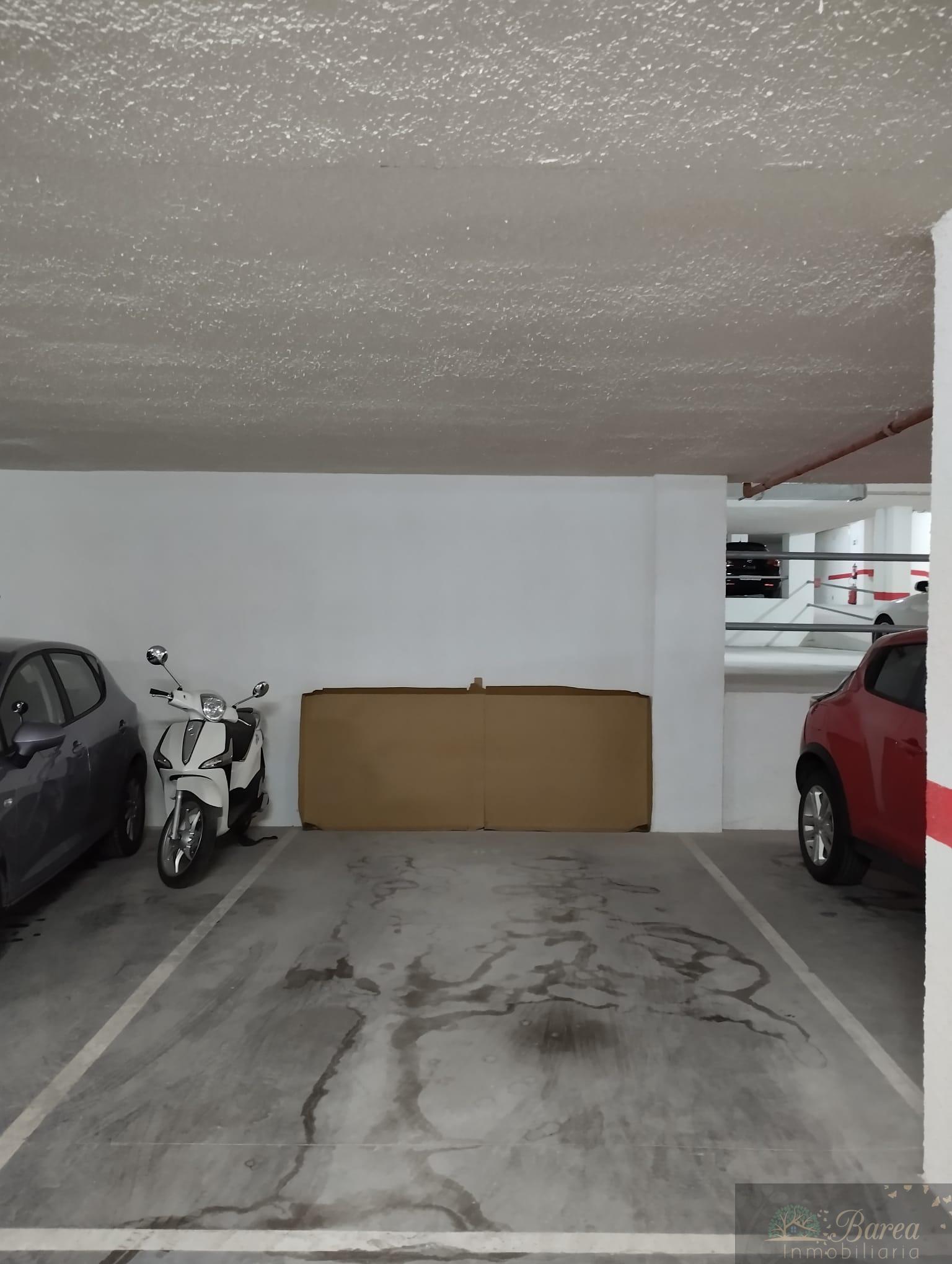 Venta de garaje en Rute