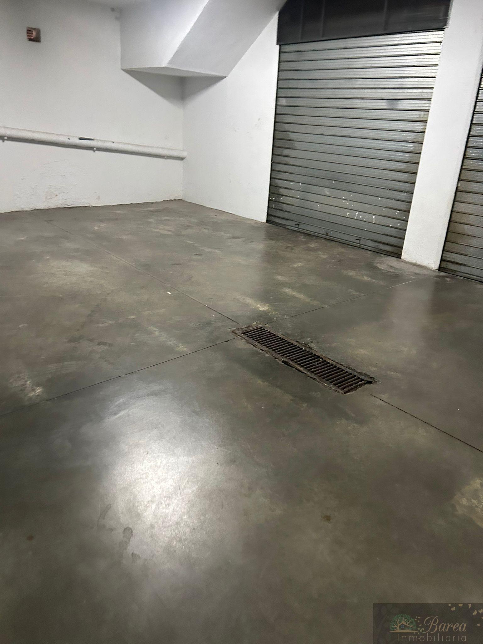 Venta de garaje en Rute
