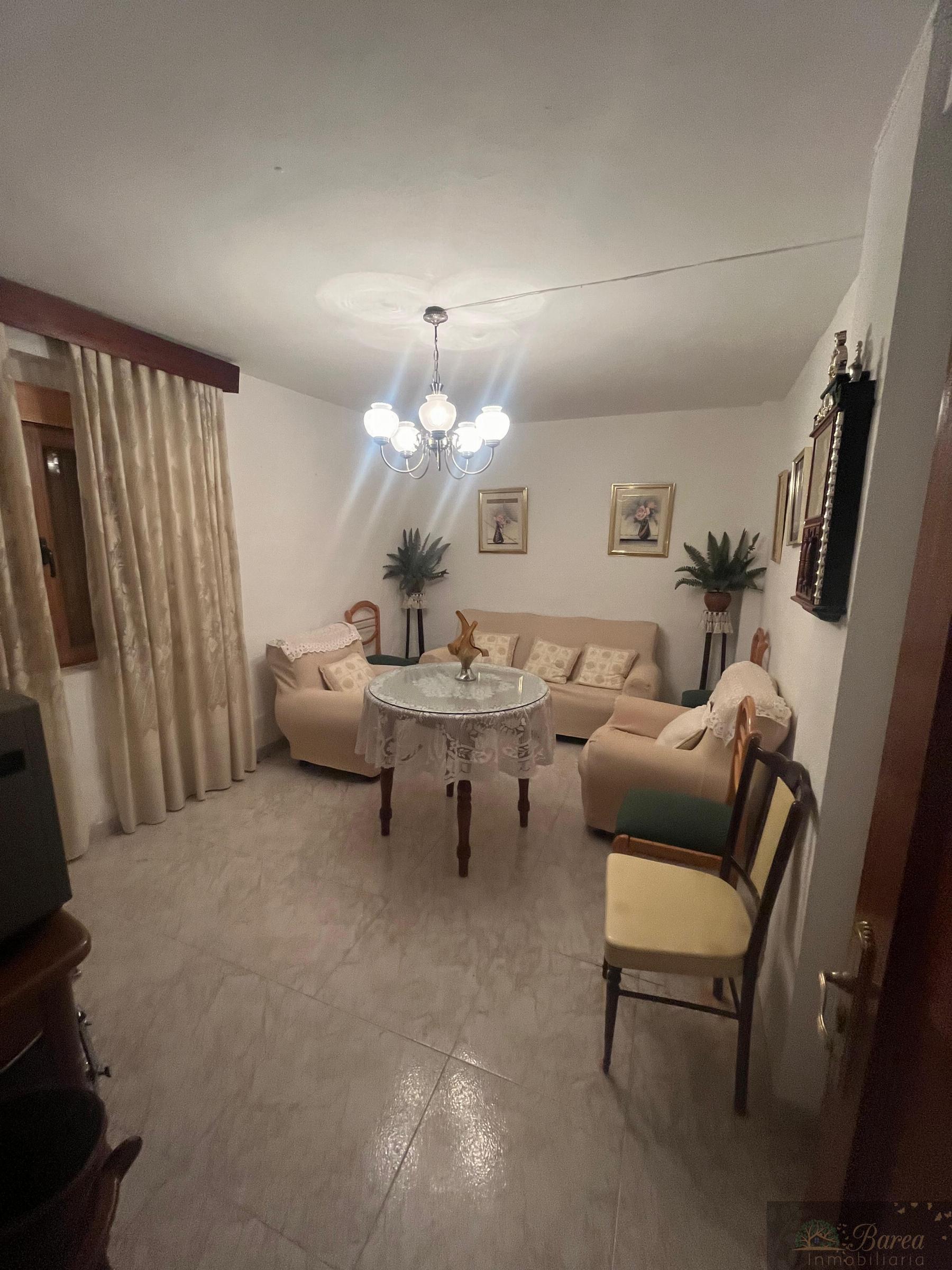 Venta de casa en Rute