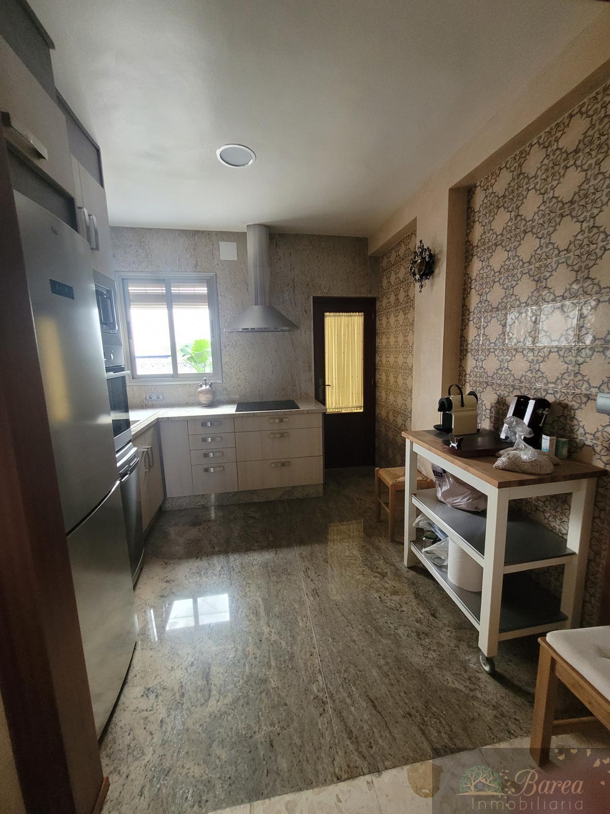 Venta de casa en Rute