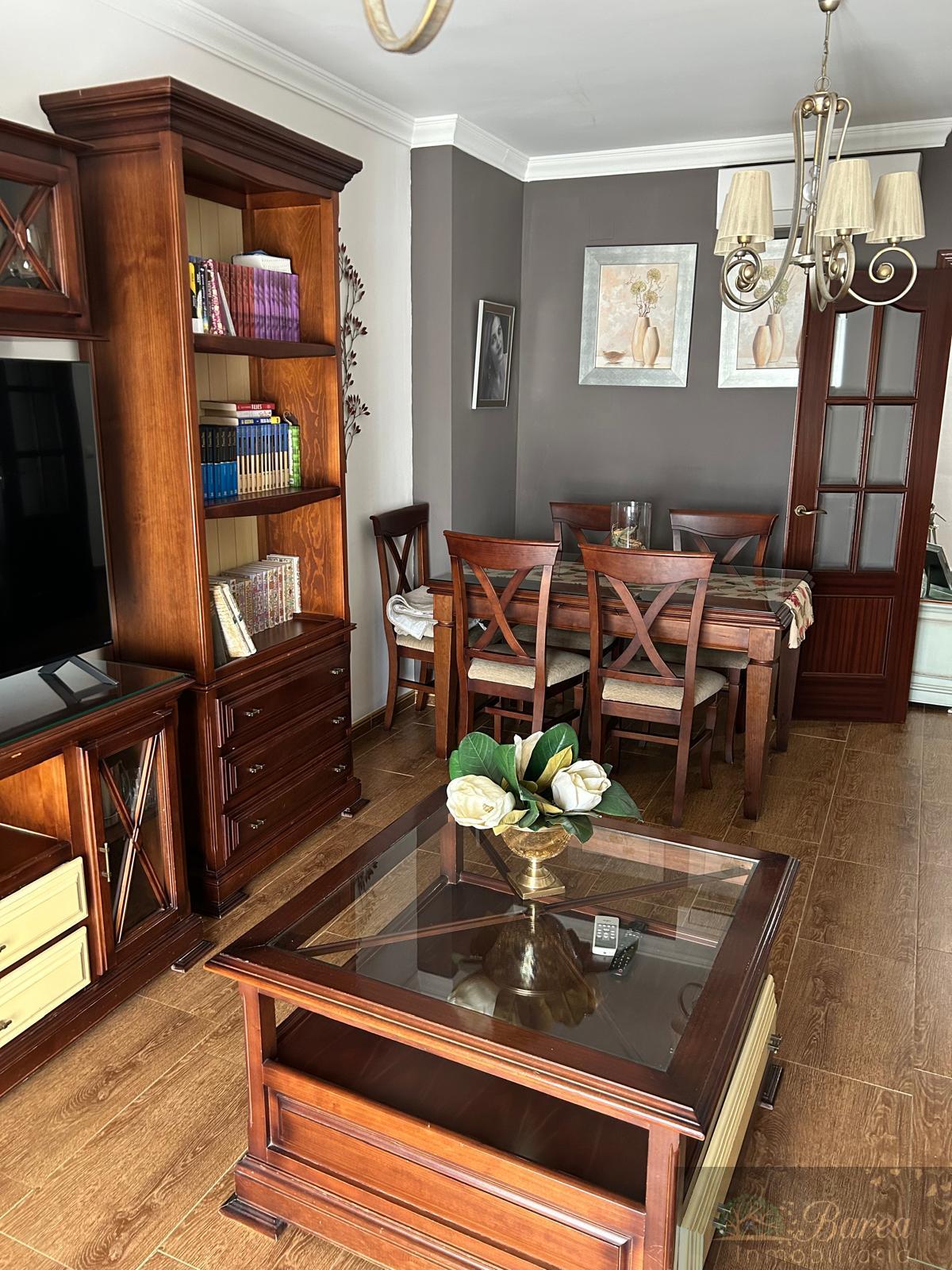 For sale of flat in Rute