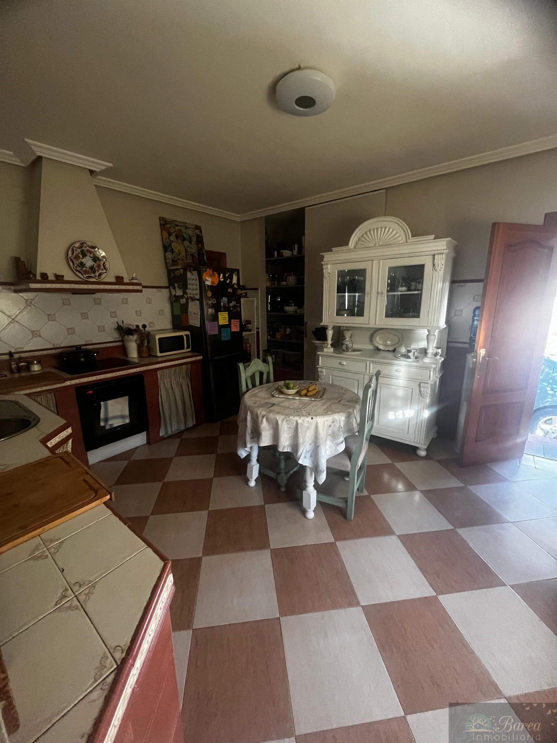 Venta de chalet en Lucena