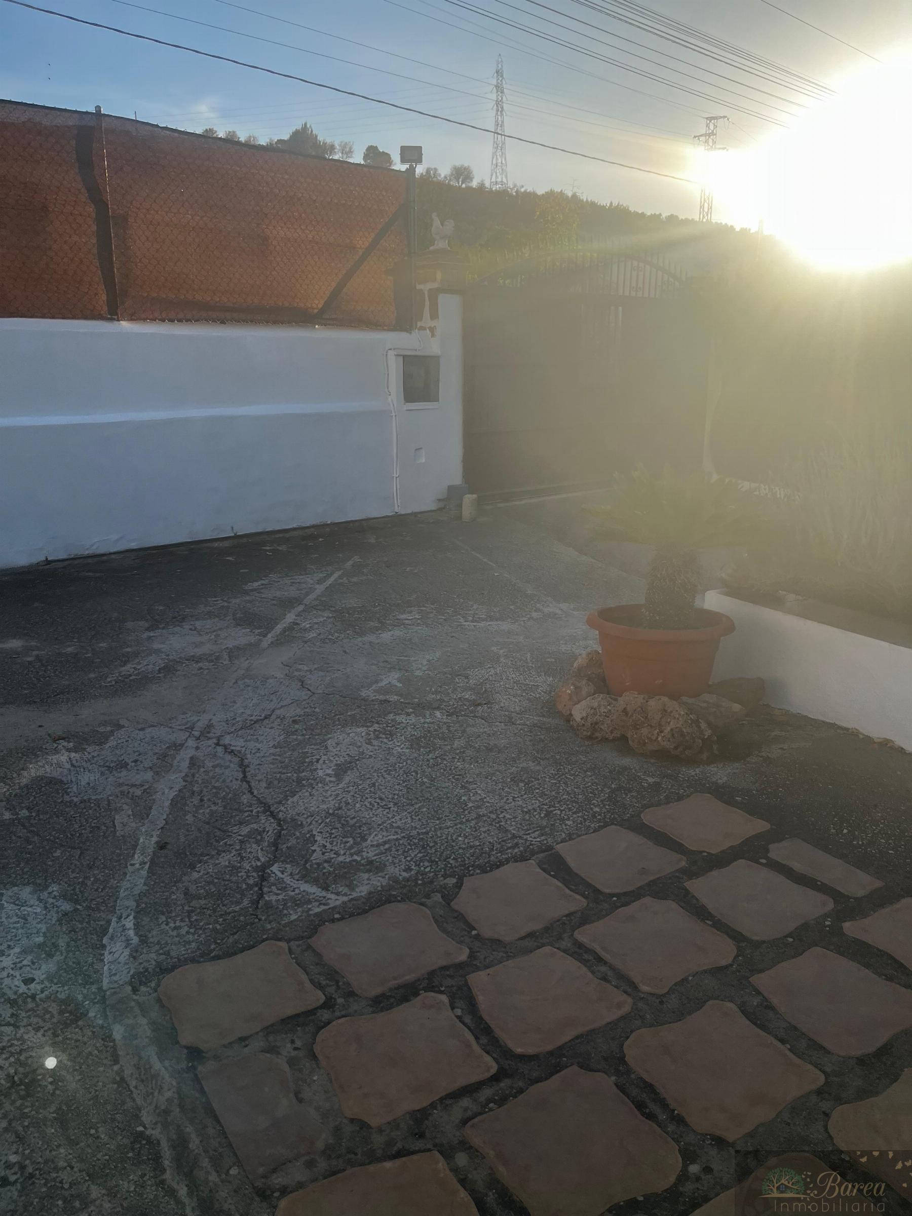 Venta de chalet en Lucena