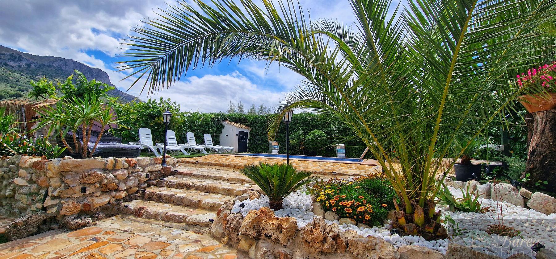 Venta de chalet en Carcabuey