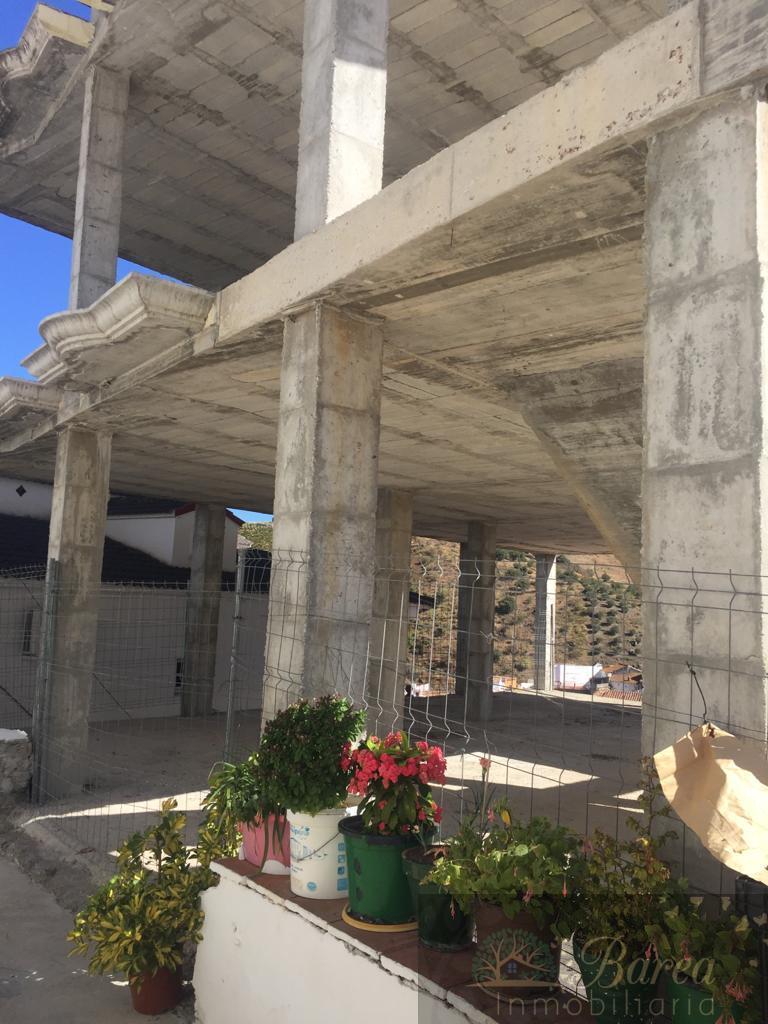 Venta de edificio en Almáchar