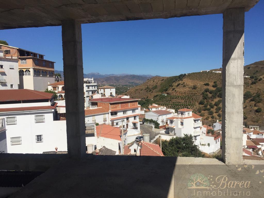 Venta de edificio en Almáchar