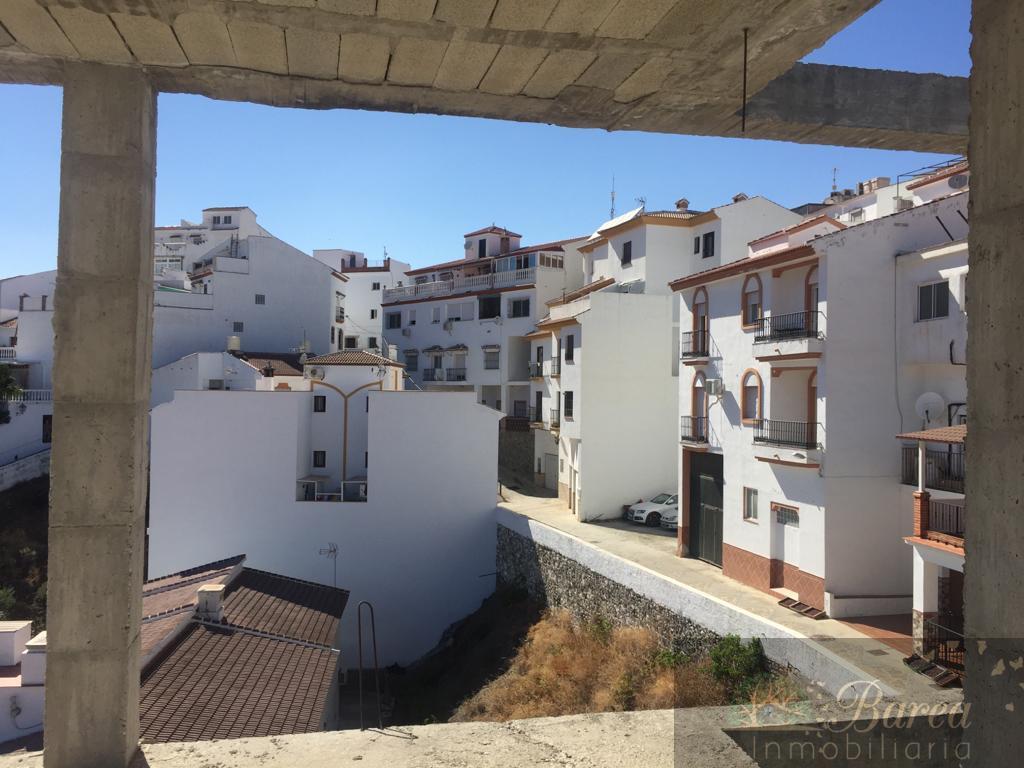 Venta de edificio en Almáchar