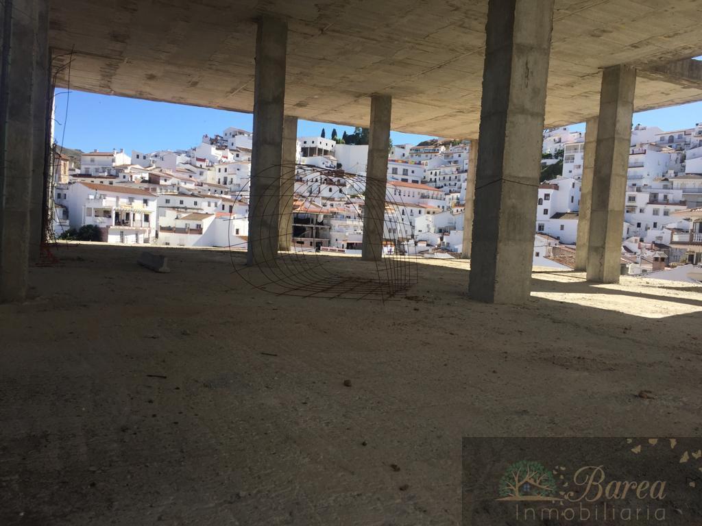 Venta de edificio en Almáchar