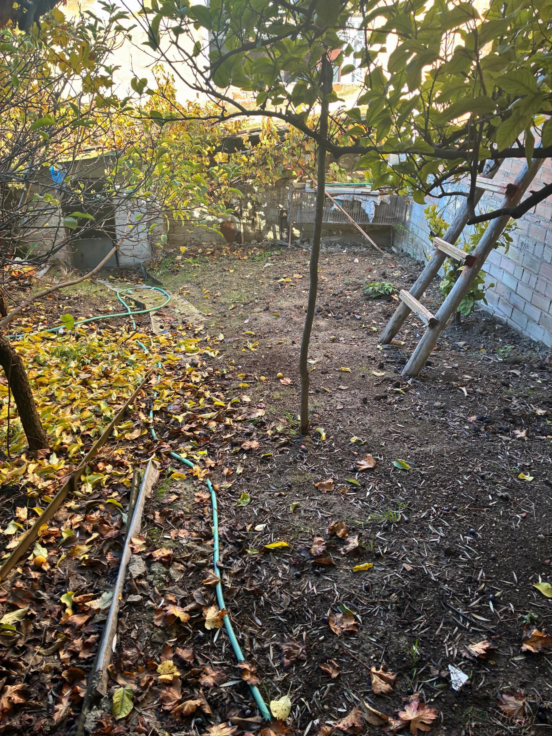 Venta de garaje en Rute