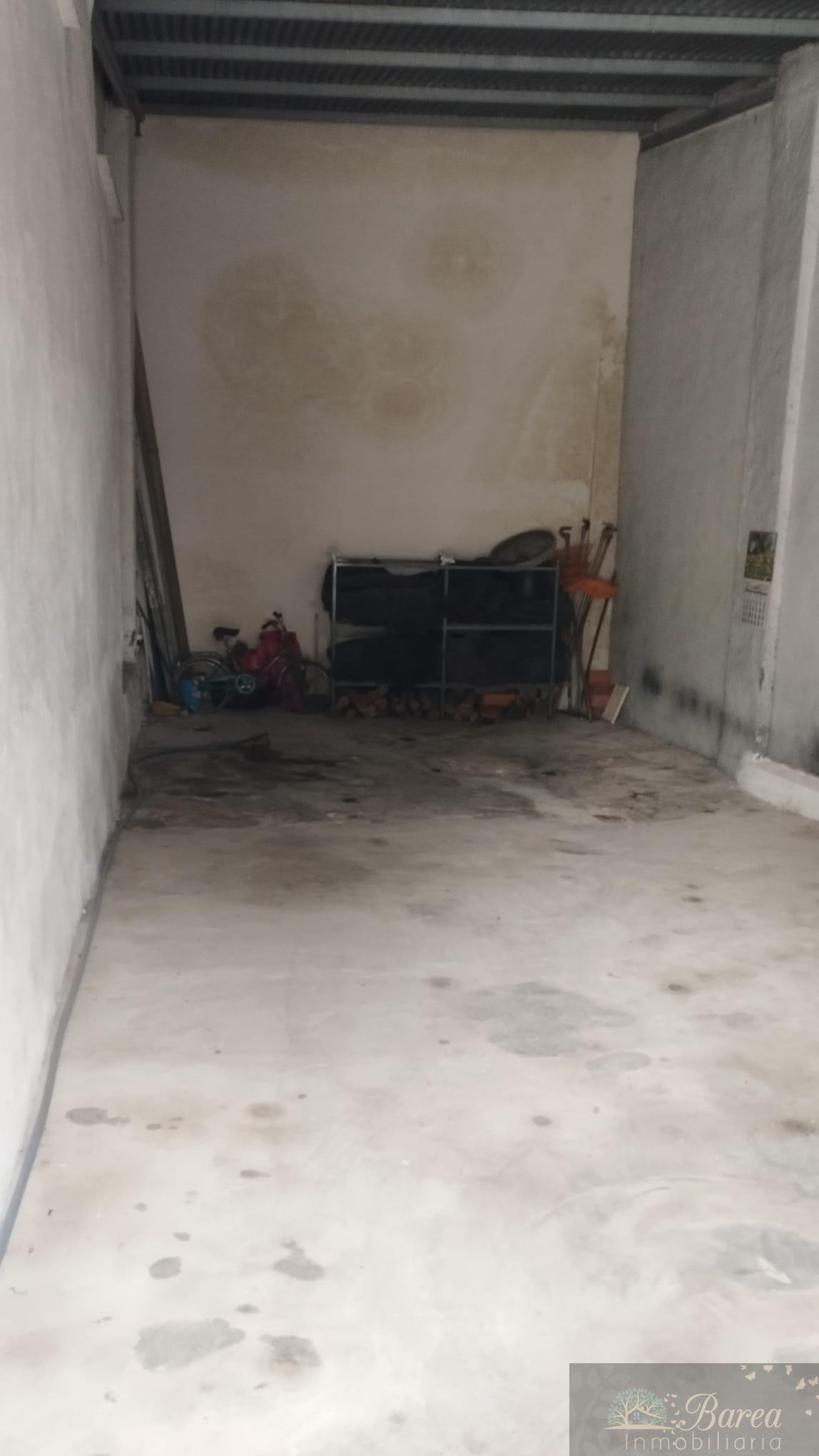 Venta de garaje en Rute