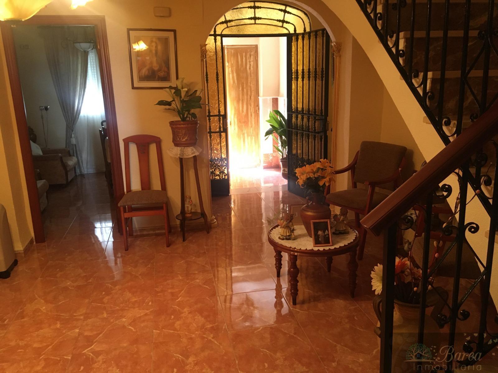 For sale of house in Rute
