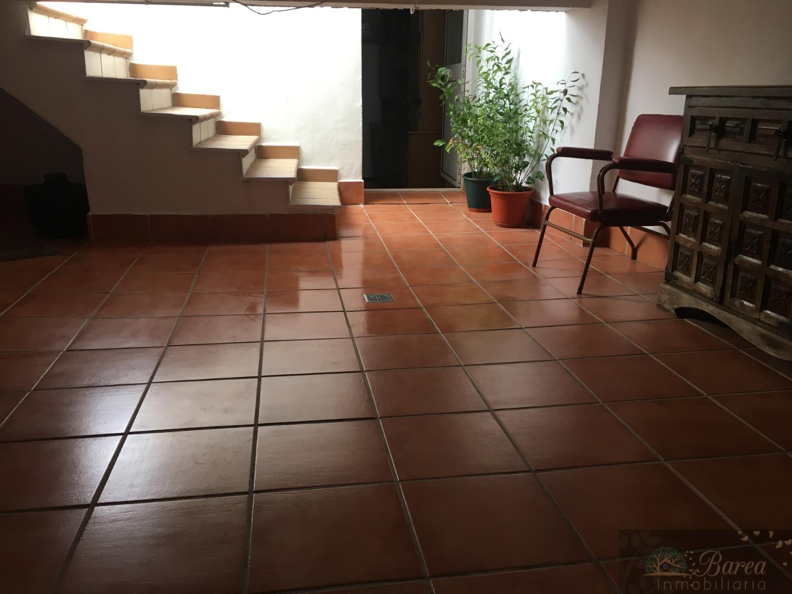 For sale of house in Rute