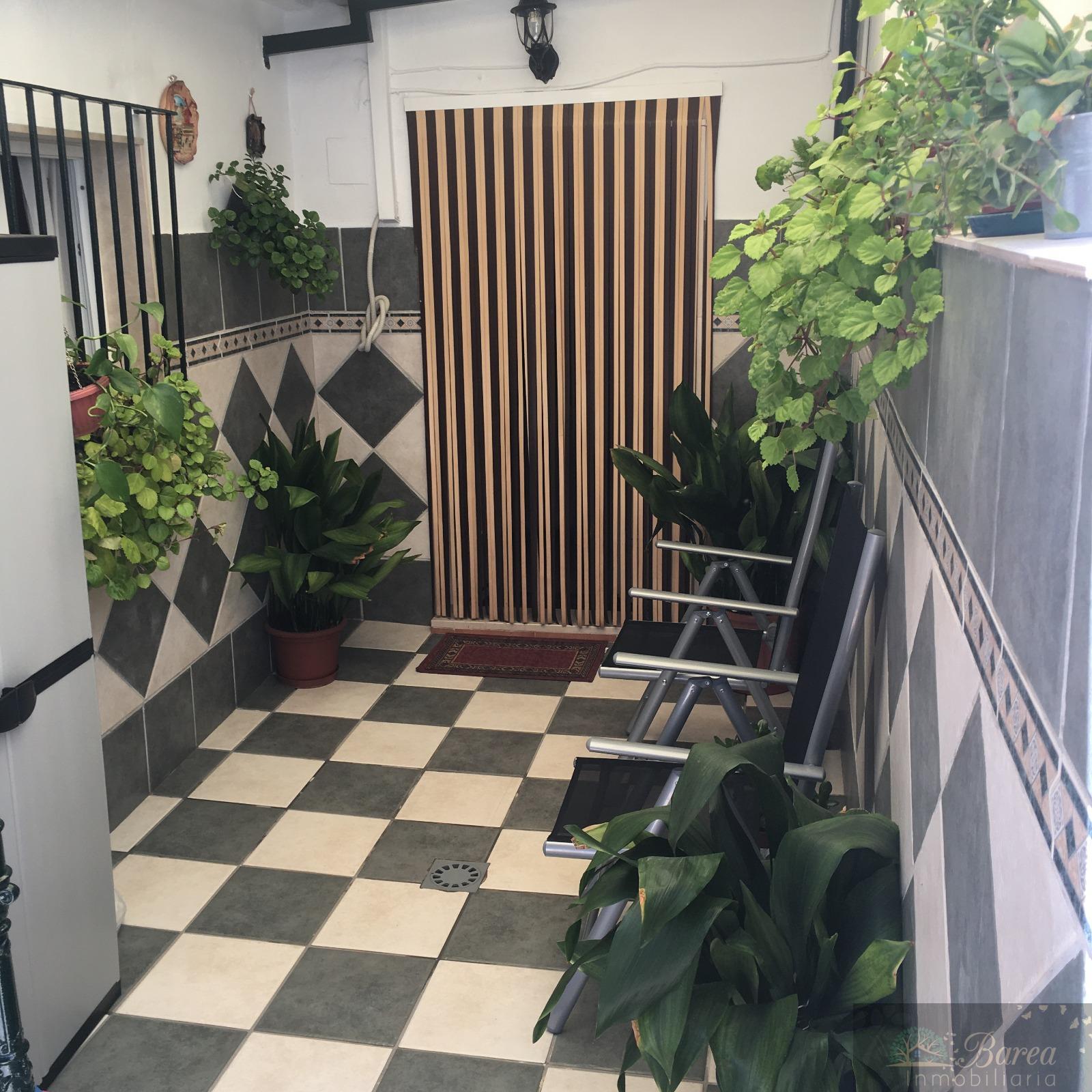 For sale of house in Rute