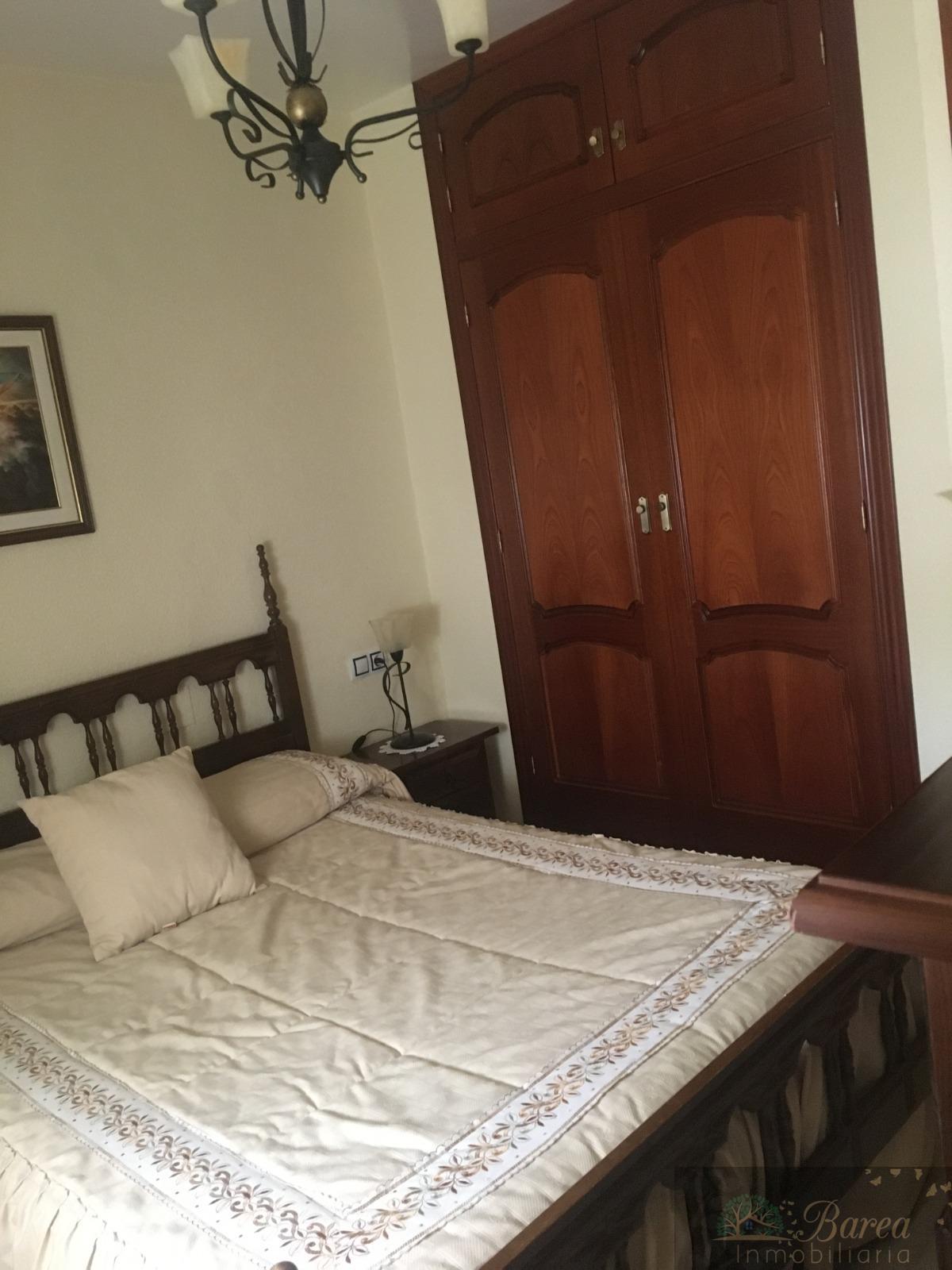 For sale of house in Rute