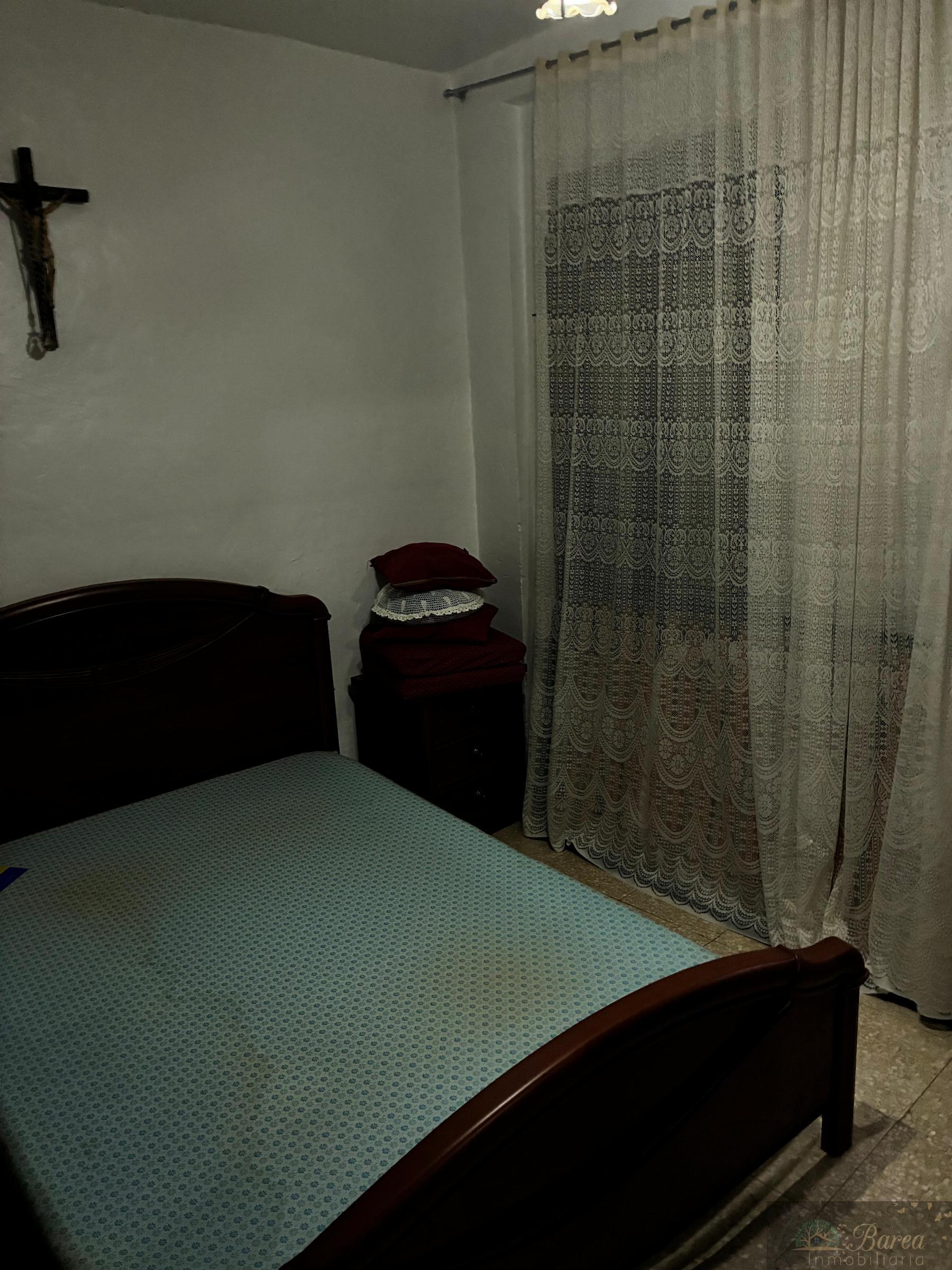 For sale of house in Rute