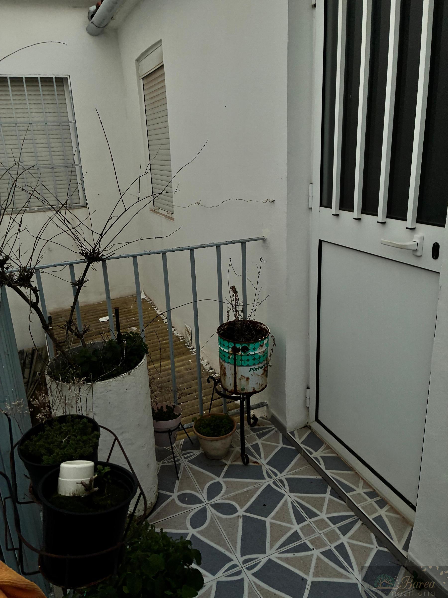 For sale of house in Rute