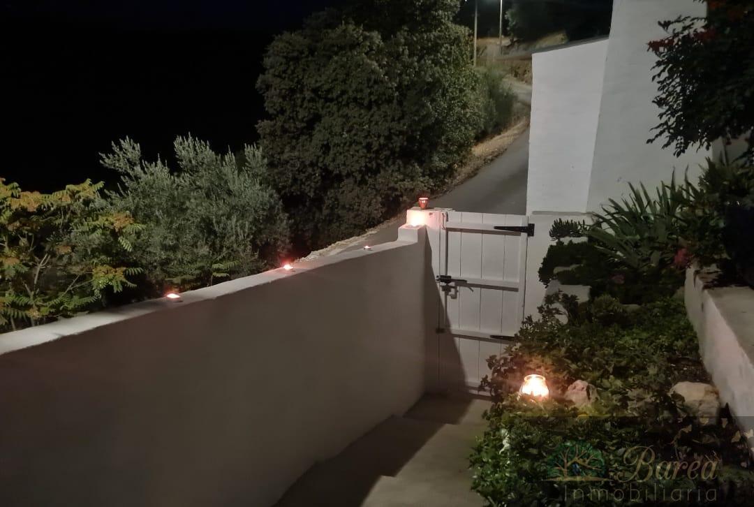 Venta de casa en Iznájar