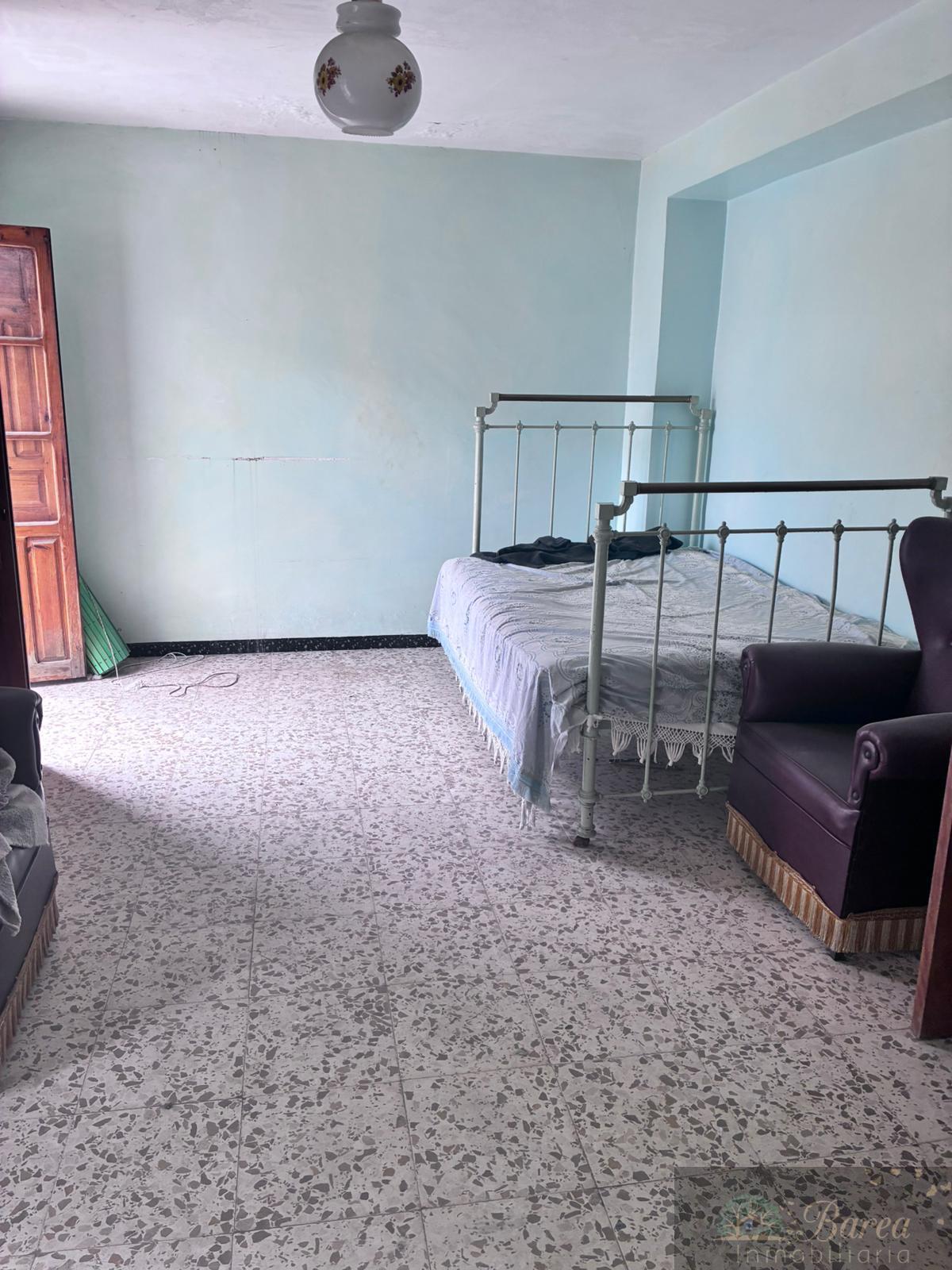 For sale of house in Rute