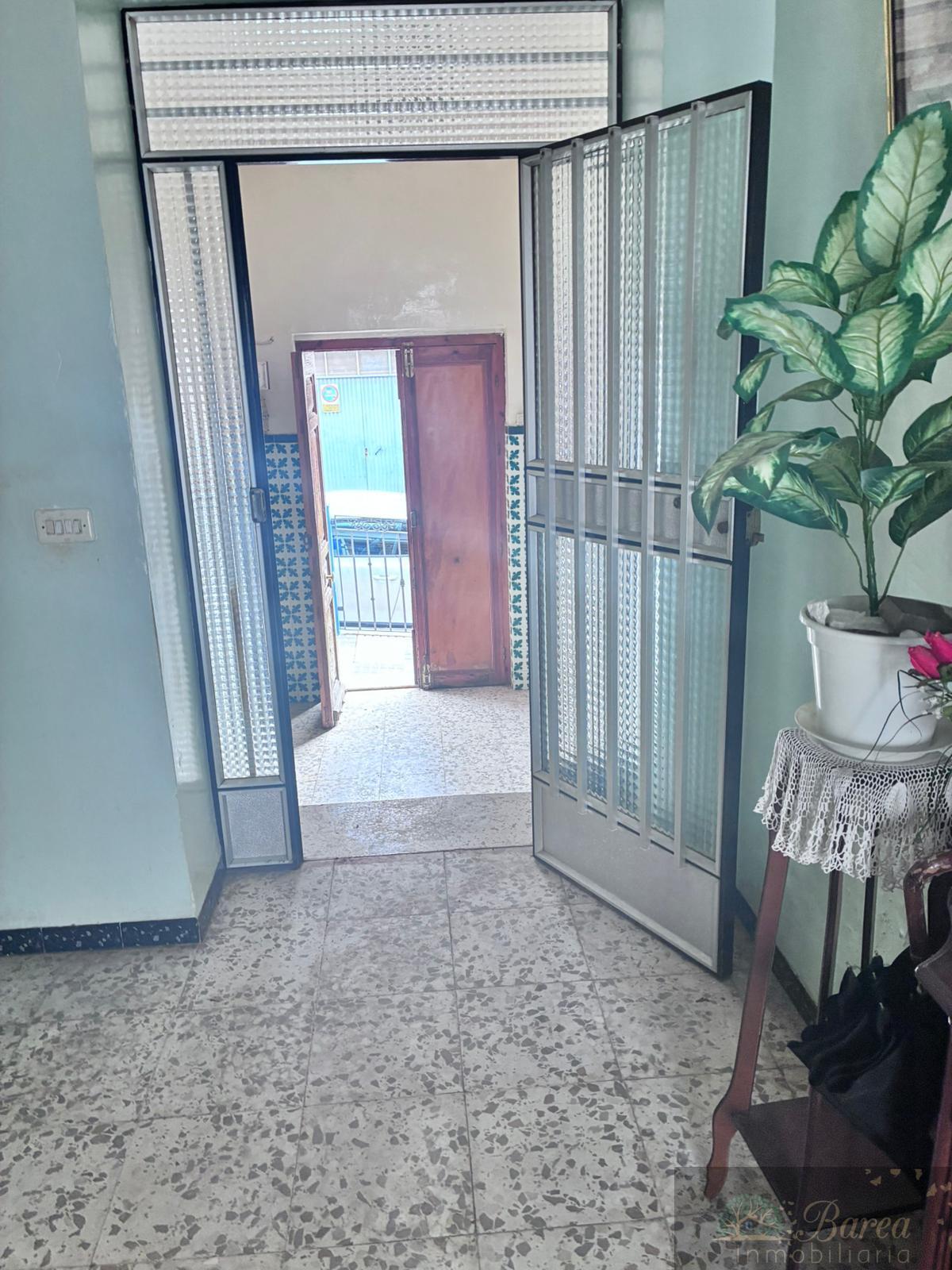 For sale of house in Rute