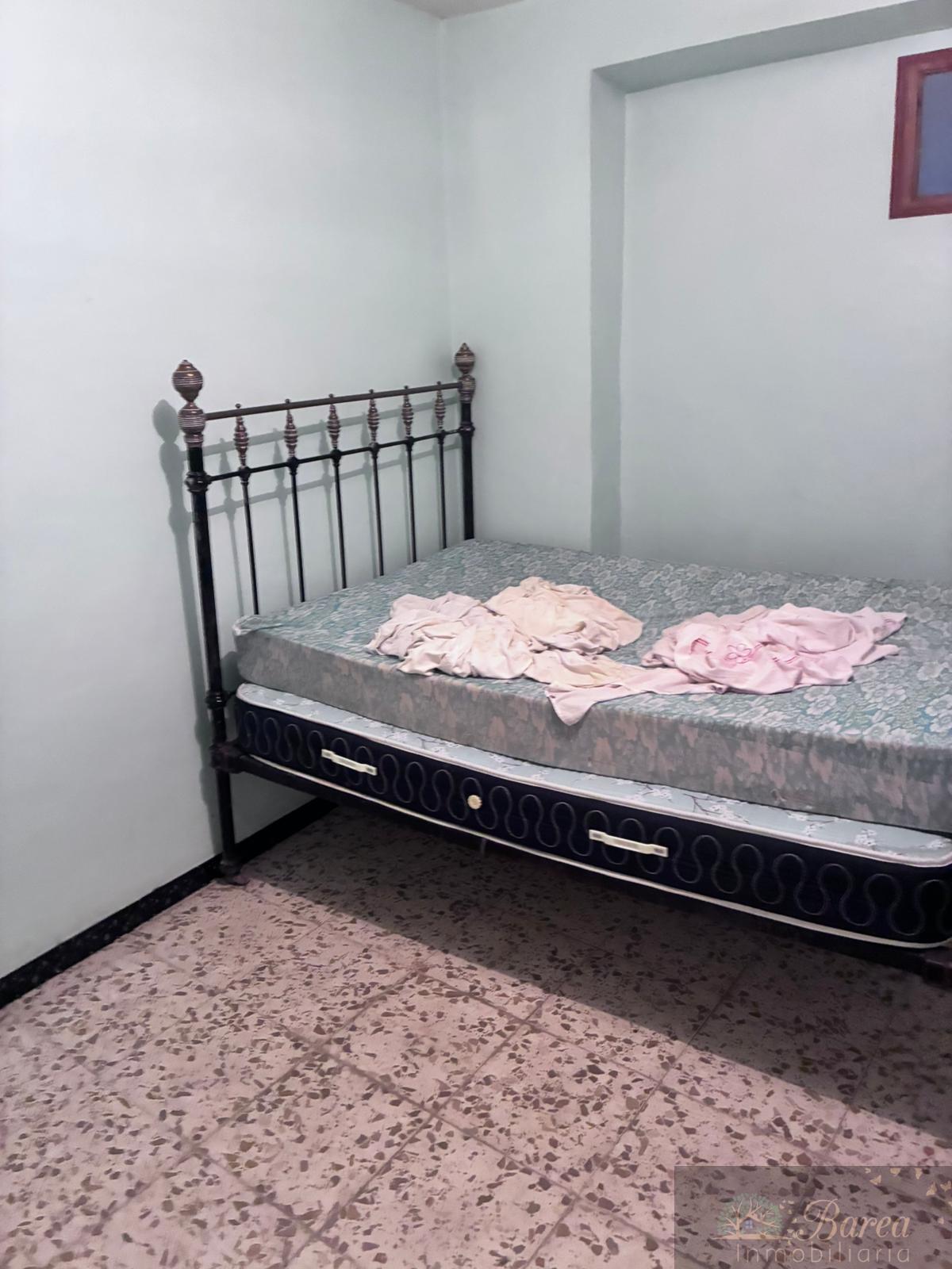 For sale of house in Rute