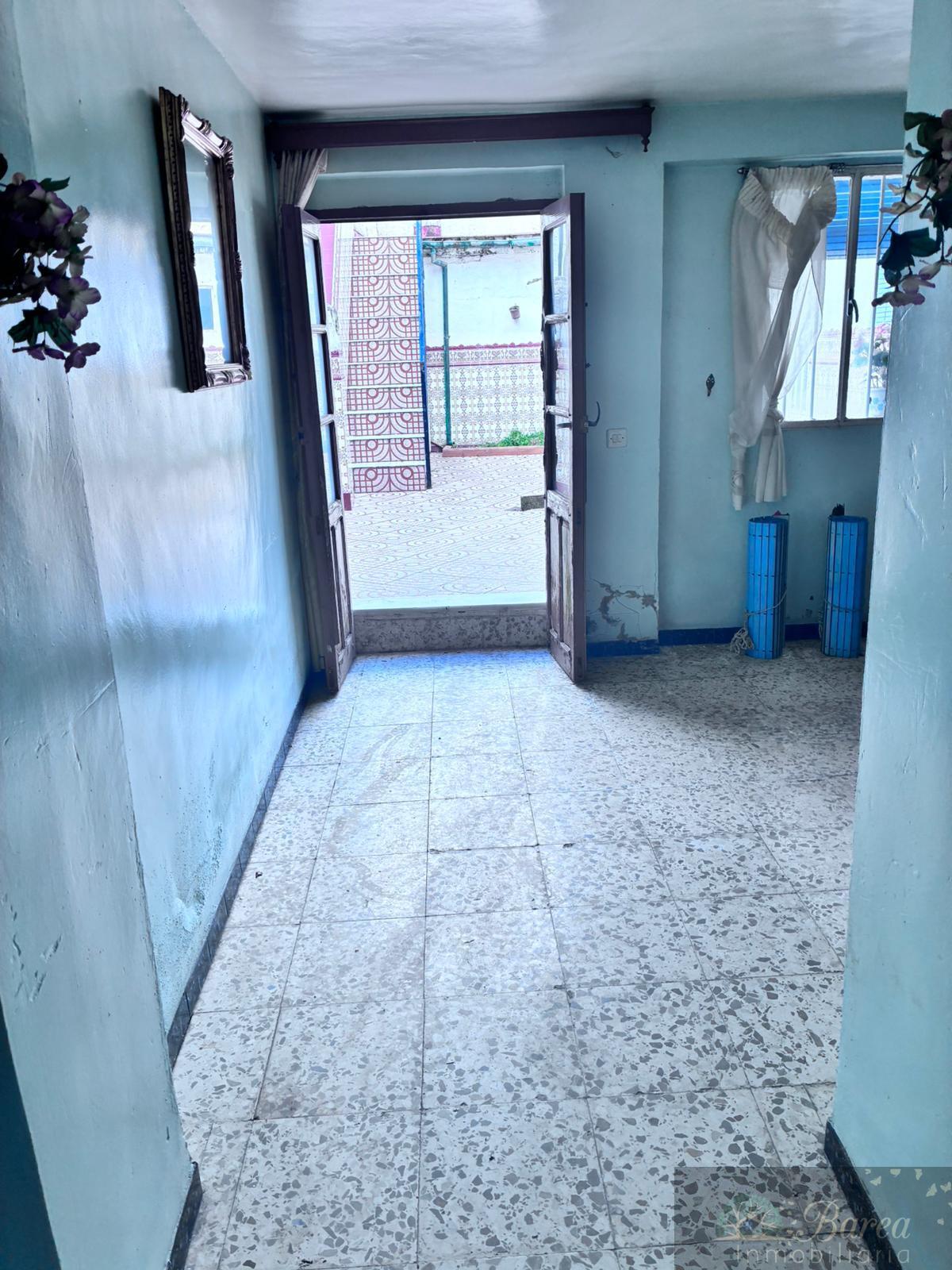 For sale of house in Rute