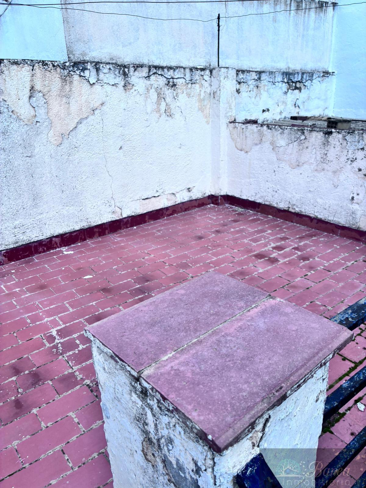 For sale of house in Rute