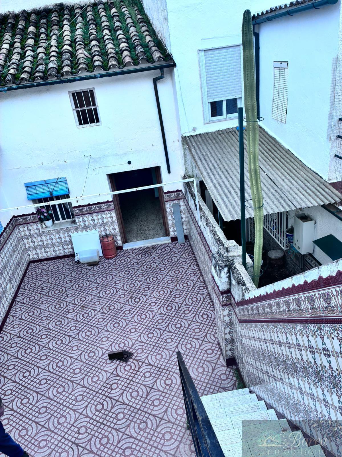 For sale of house in Rute