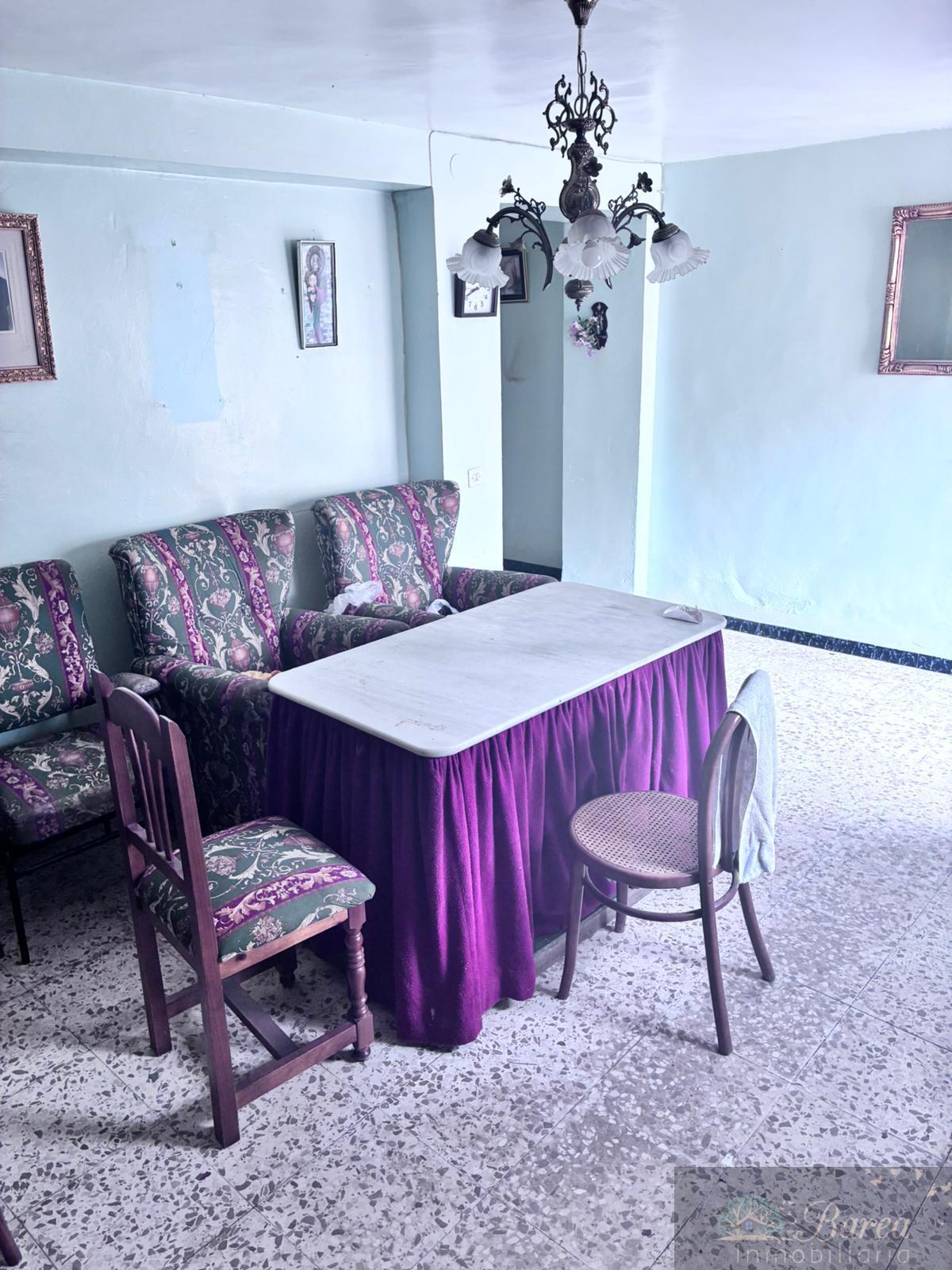 For sale of house in Rute