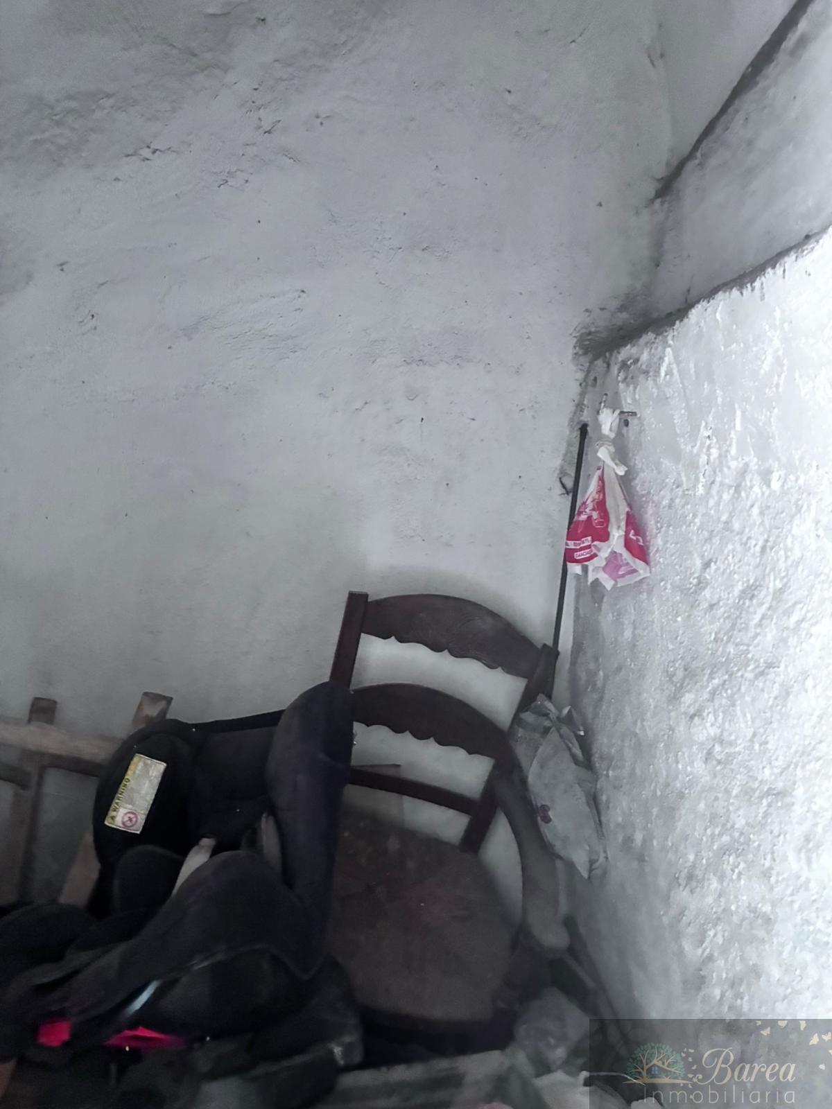 For sale of house in Rute