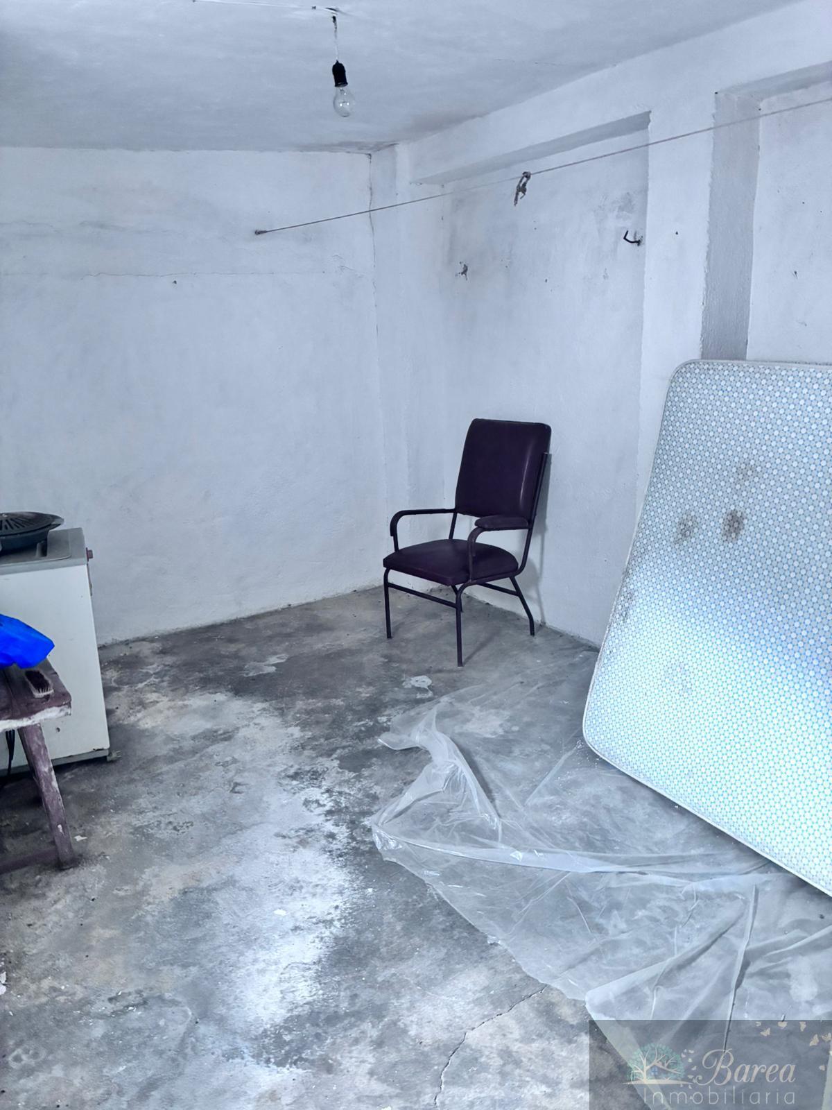 For sale of house in Rute