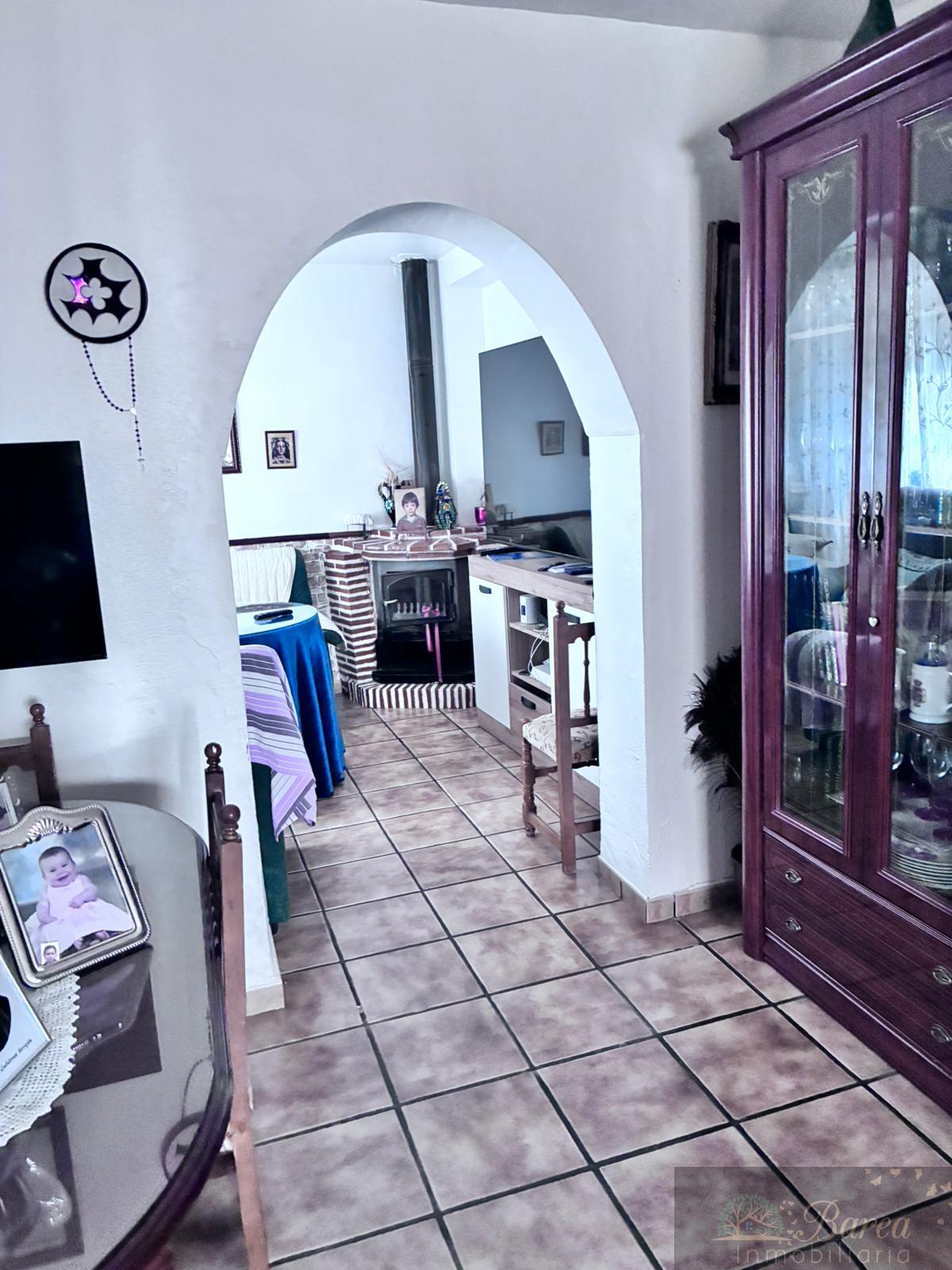 For sale of house in Rute