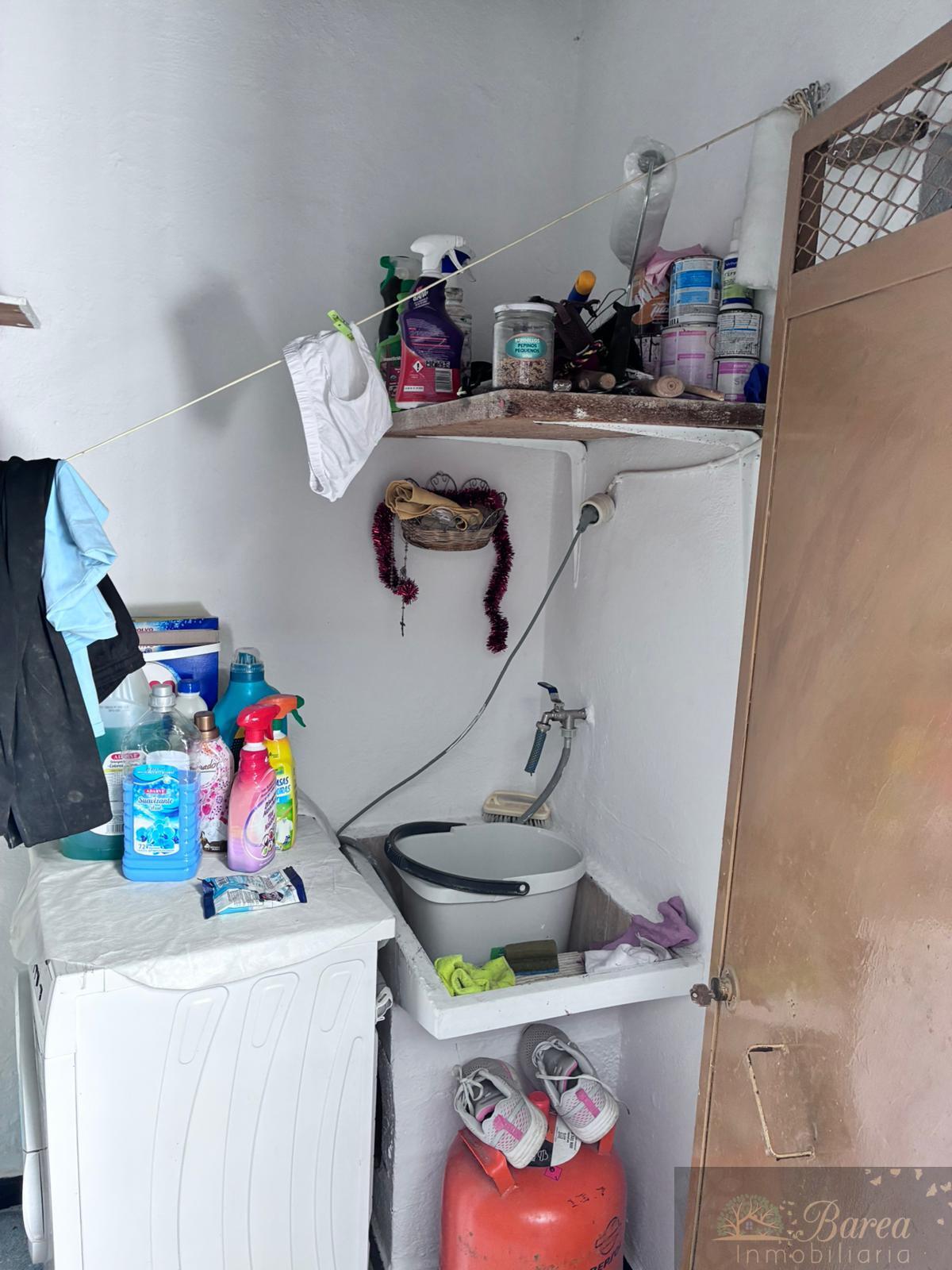 For sale of house in Rute