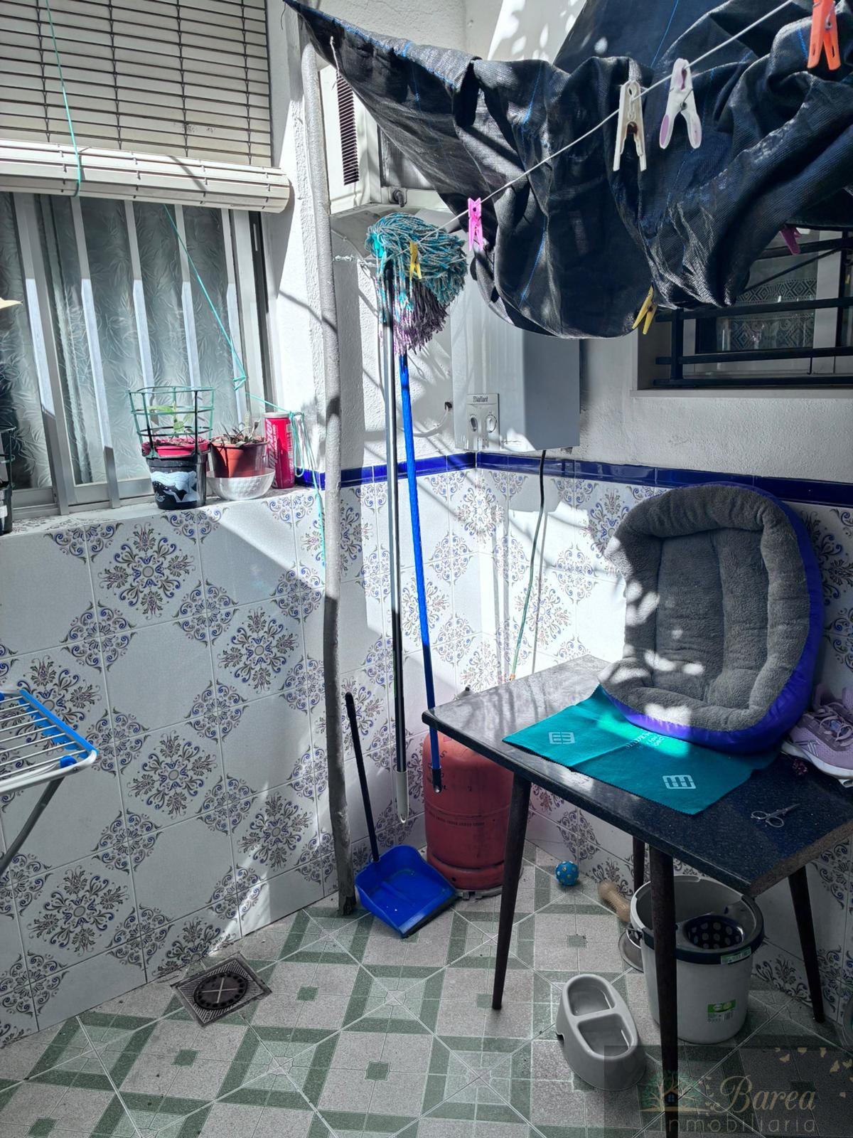 For sale of house in Rute