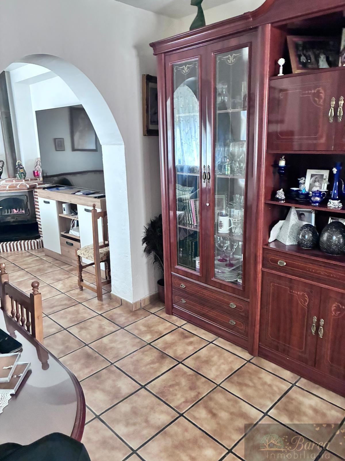 For sale of house in Rute