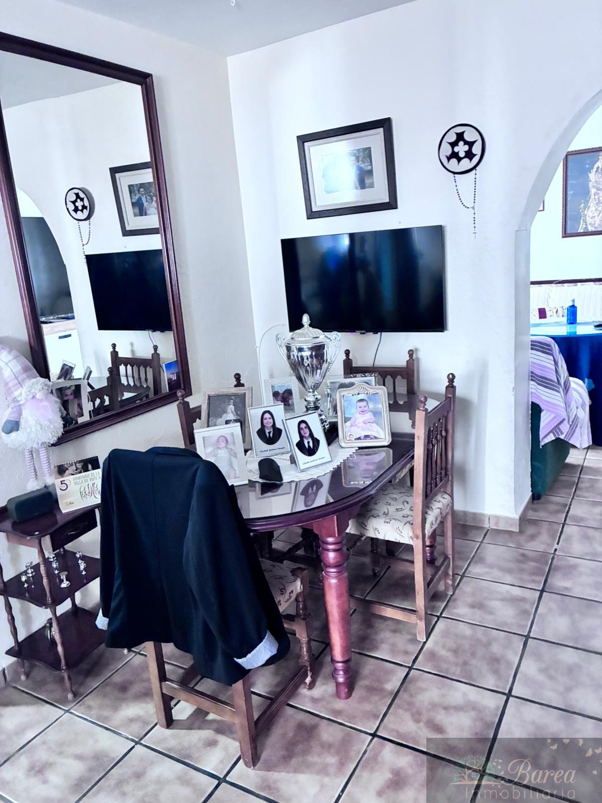 For sale of house in Rute