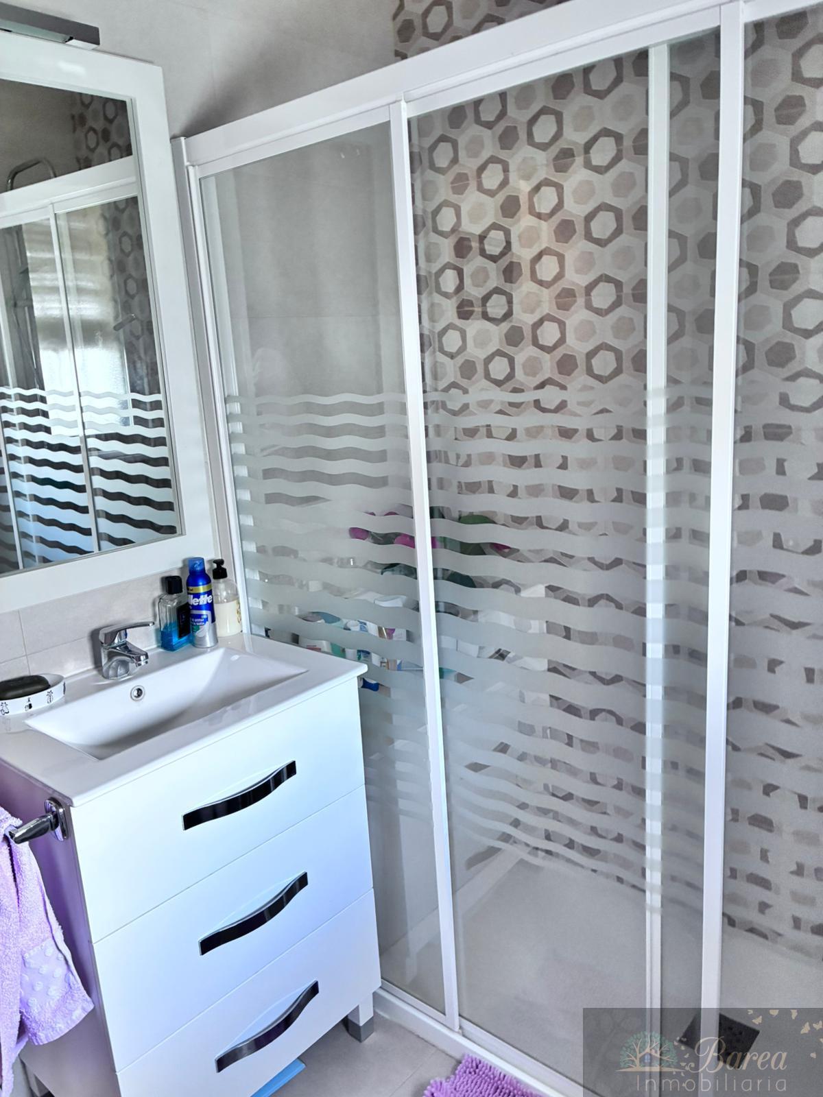 For sale of house in Rute