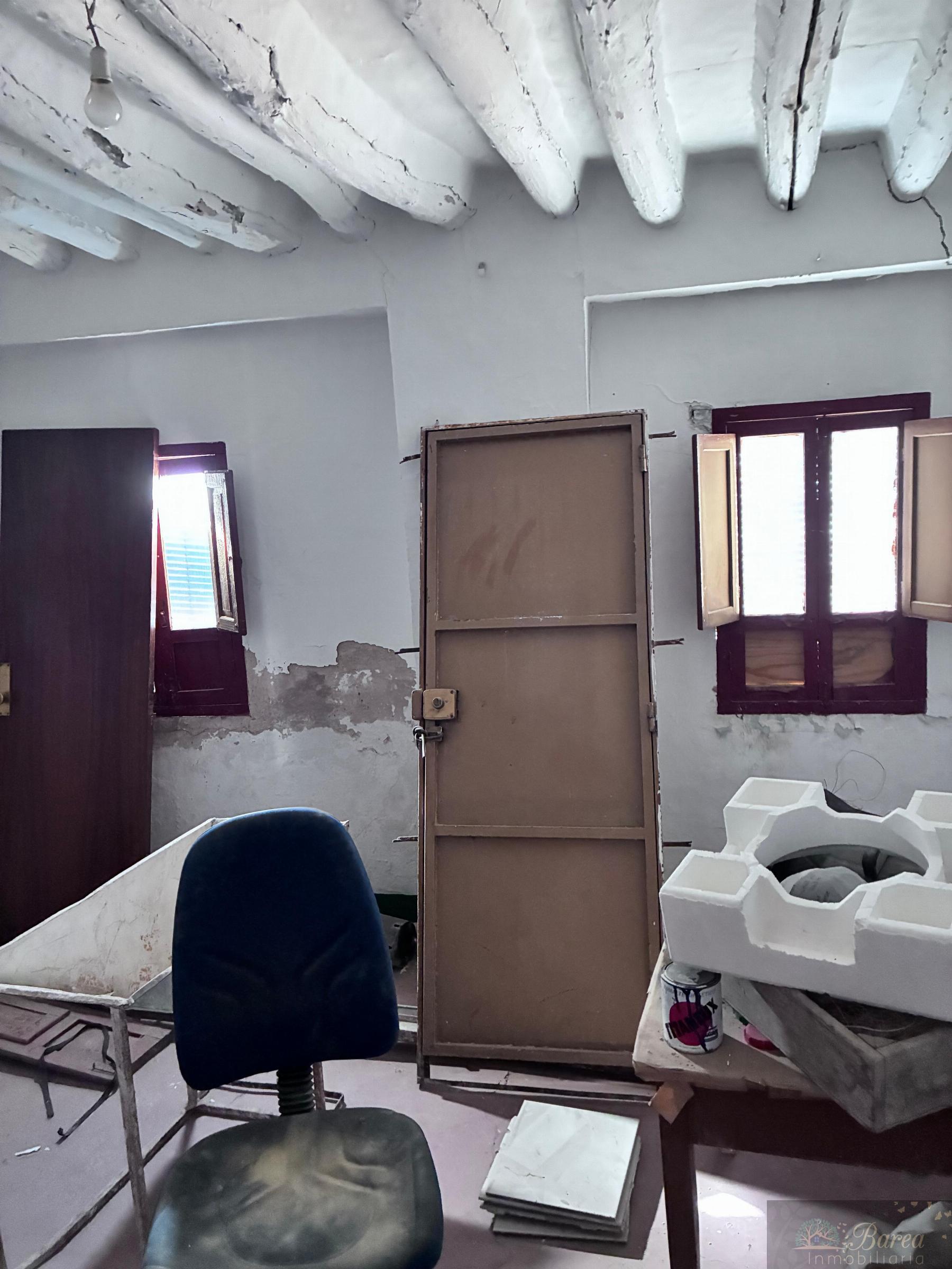 For sale of house in Rute