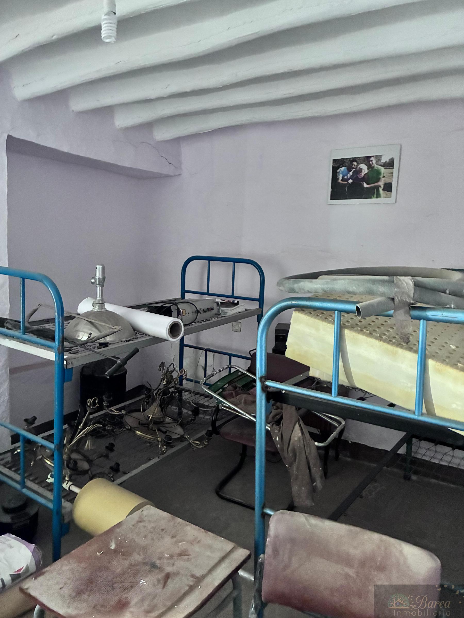 For sale of house in Rute